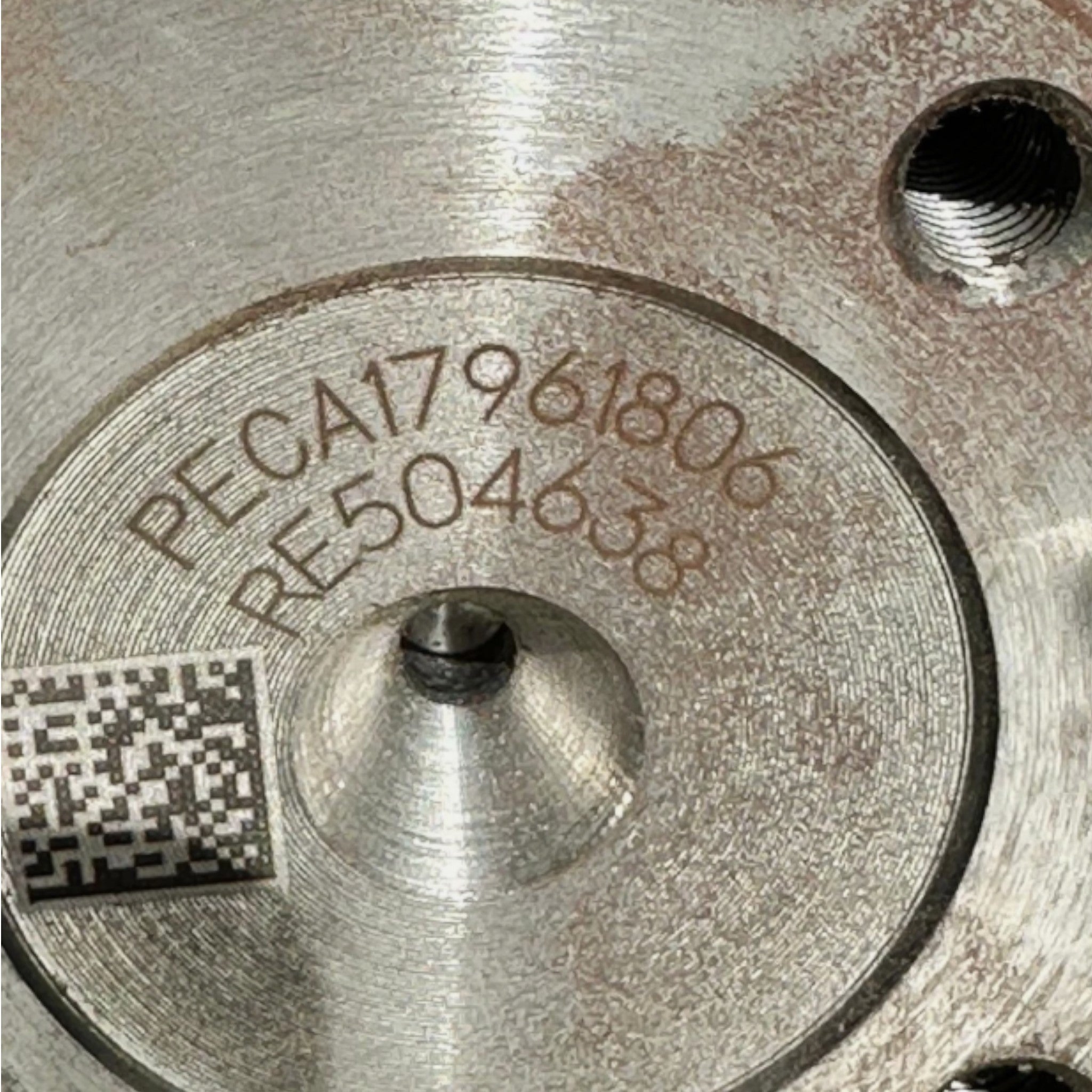 RE50618 John Deere Dynamically Balanced Crankshaft
