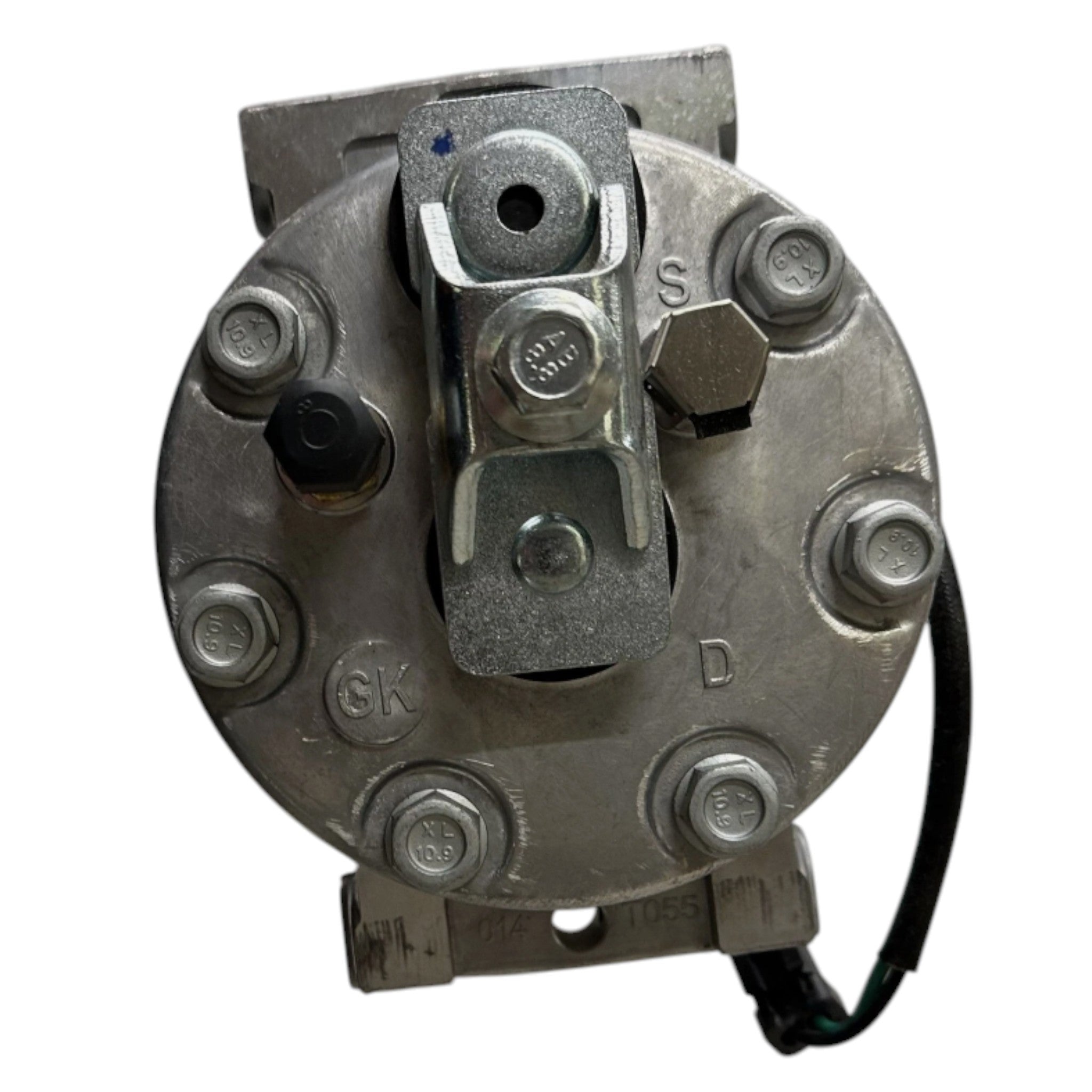 5011179 CAT 24 Volt Basic Clutch And Refrigerant Compressor