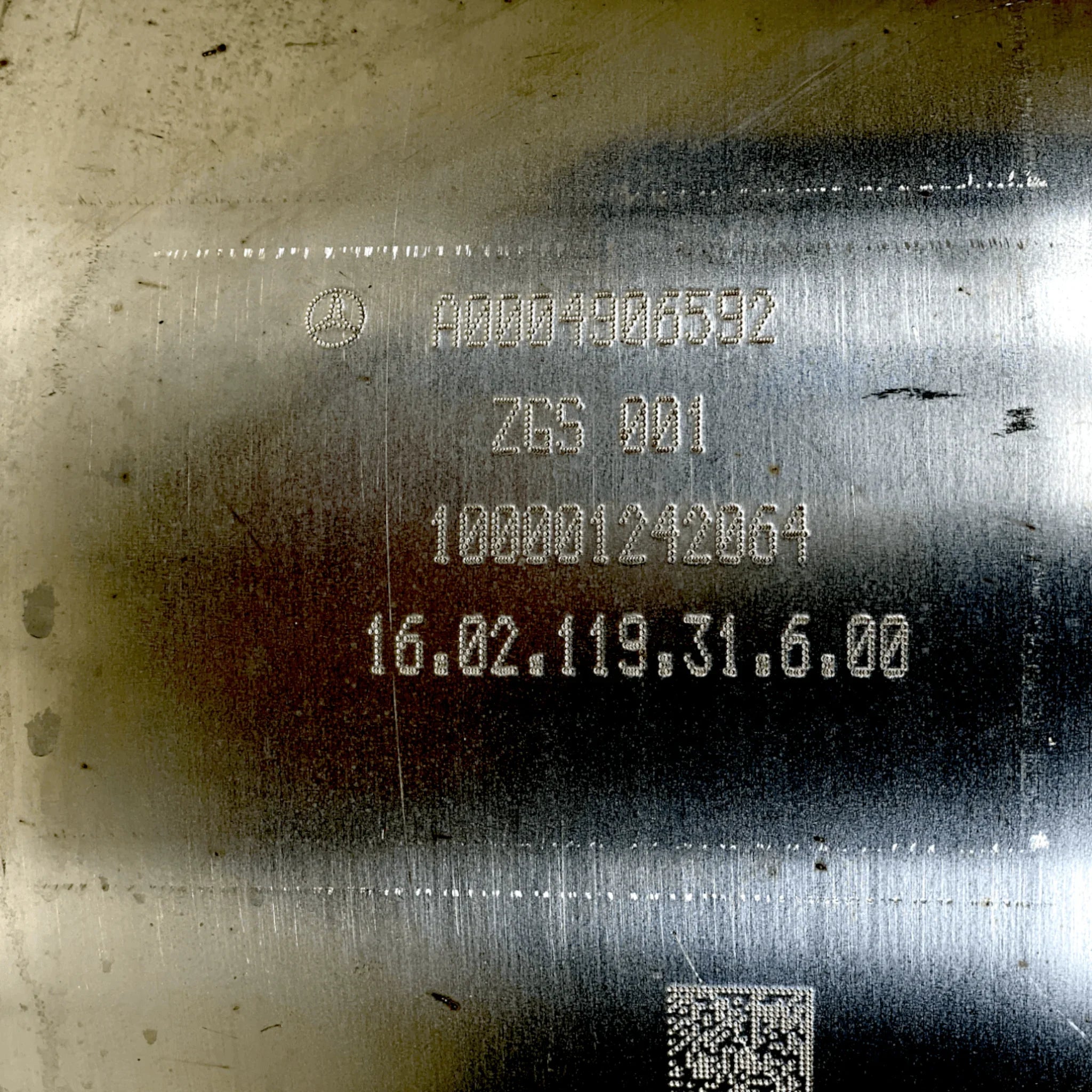 A0004906592 Genuine Detroit Diesel DPF Diesel Particulate Filter