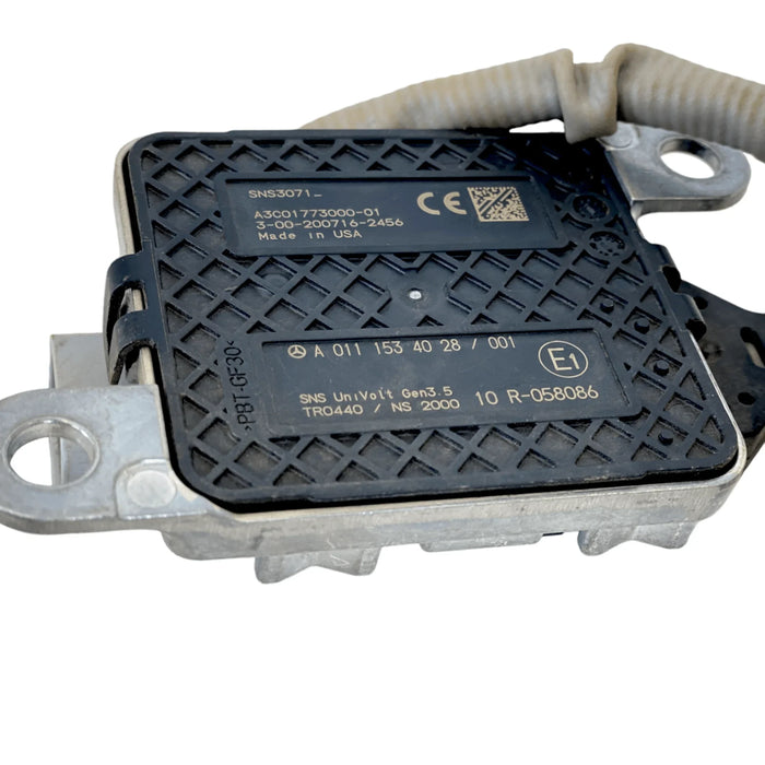 A0111534028 Genuine Detroit Diesel Nox Sensor