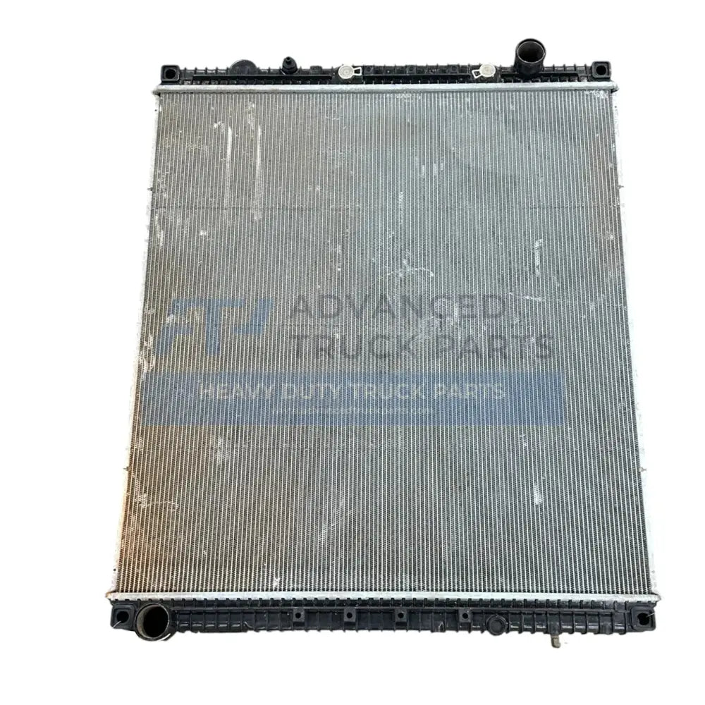 0534049001 Genuine Freightliner Radiator