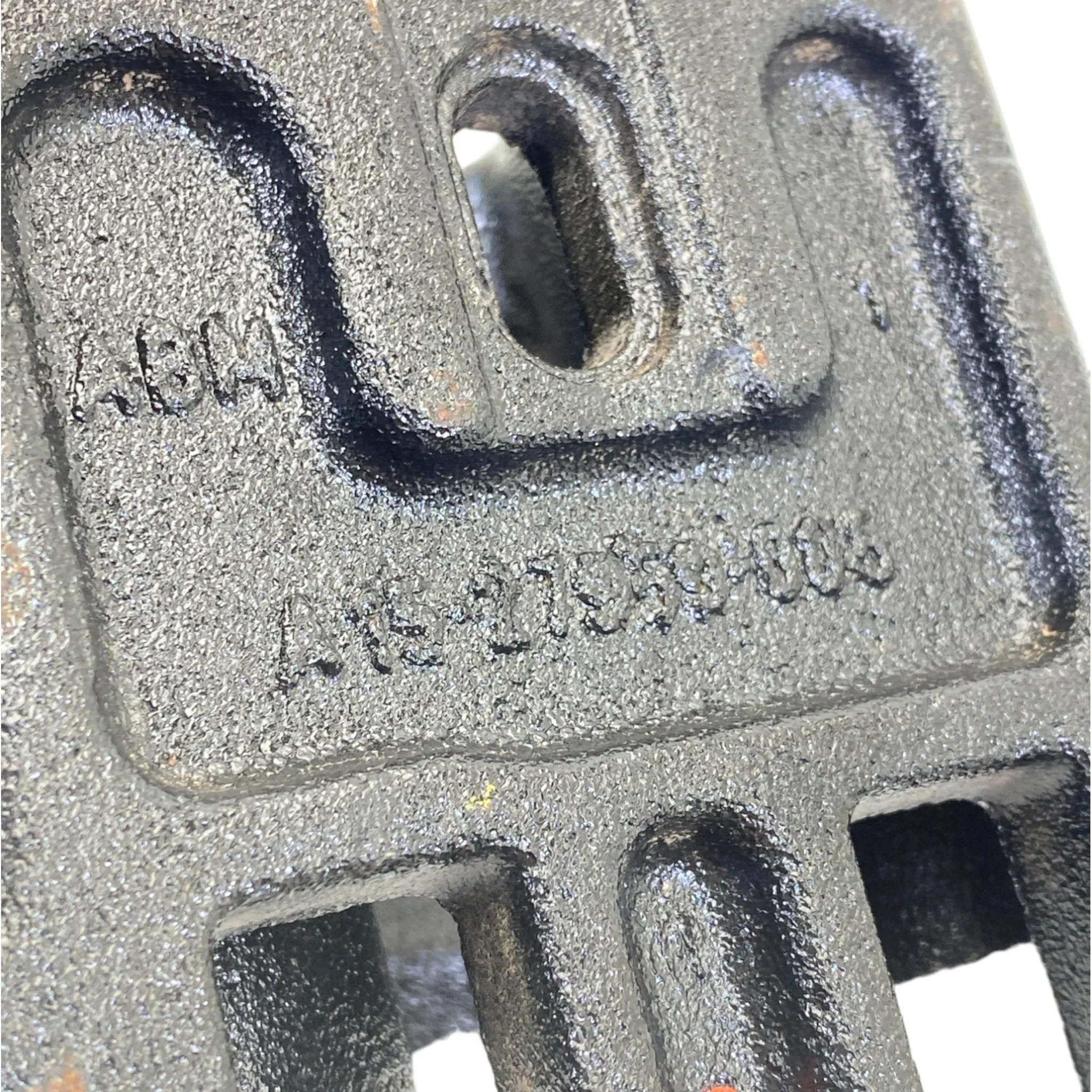 A1527959005 Genuine Freightliner Right Frame Tow Hook Bracket