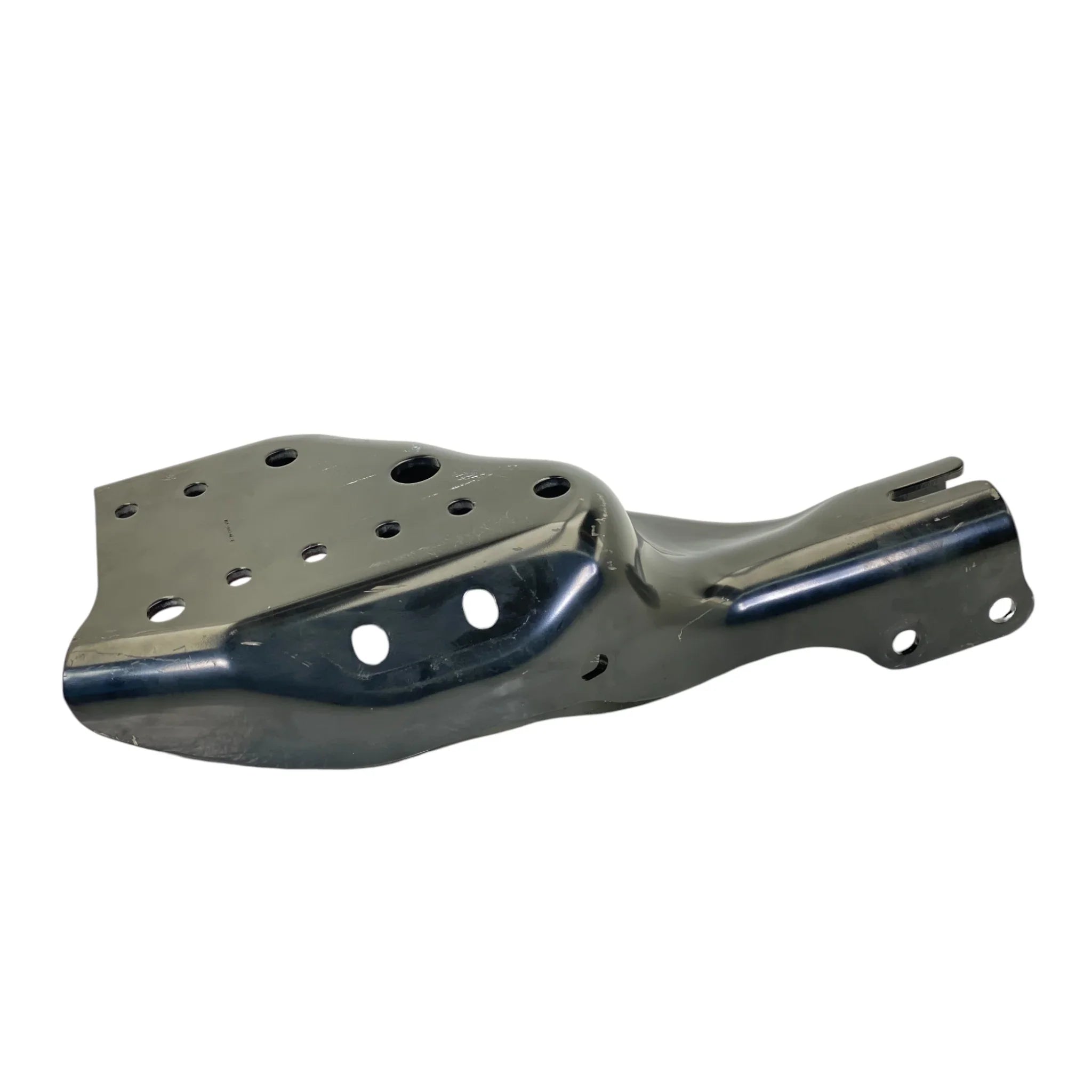 A1528667012 Genuine Freightliner Left Side Frame Crossmember Bracket