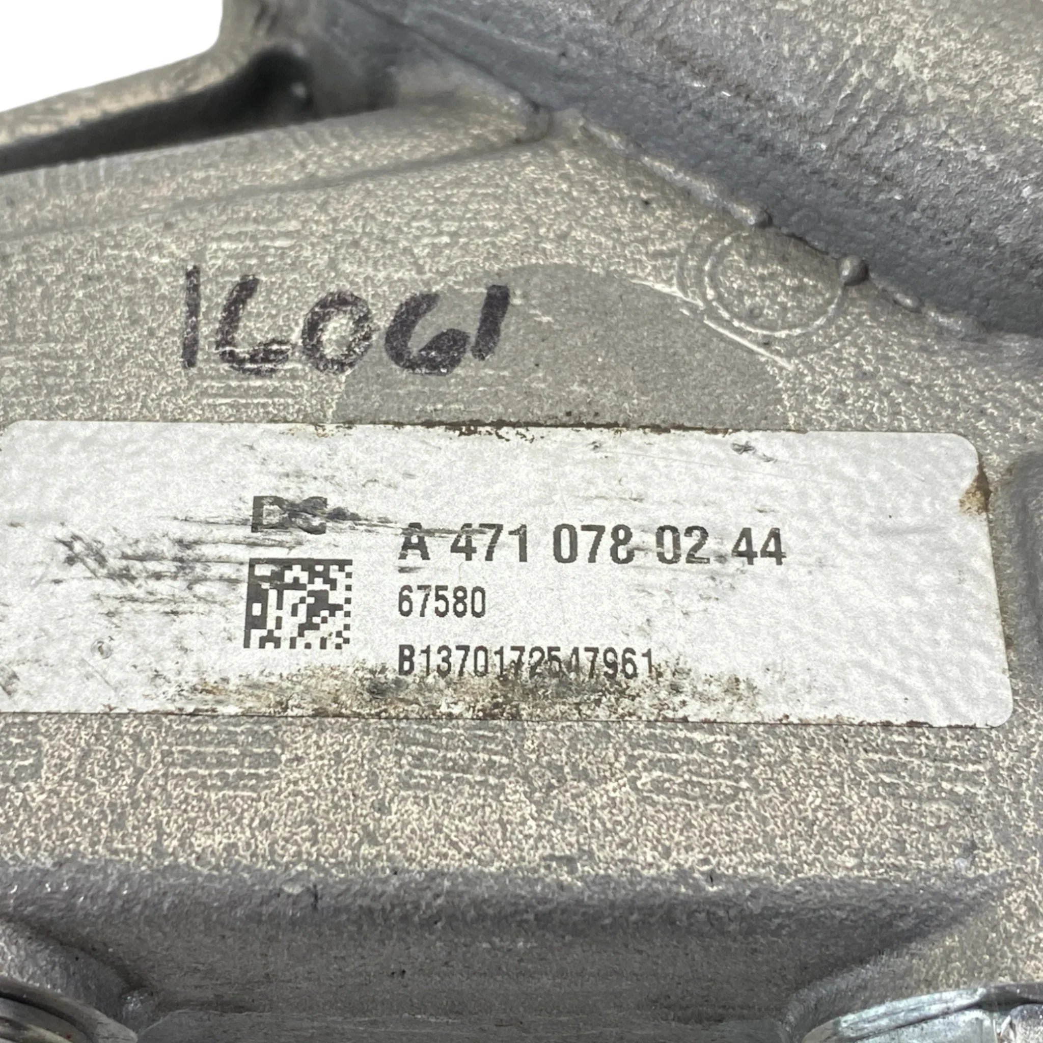 A4710780244 Genuine Detroit Diesel Fuel Filter Base Flange