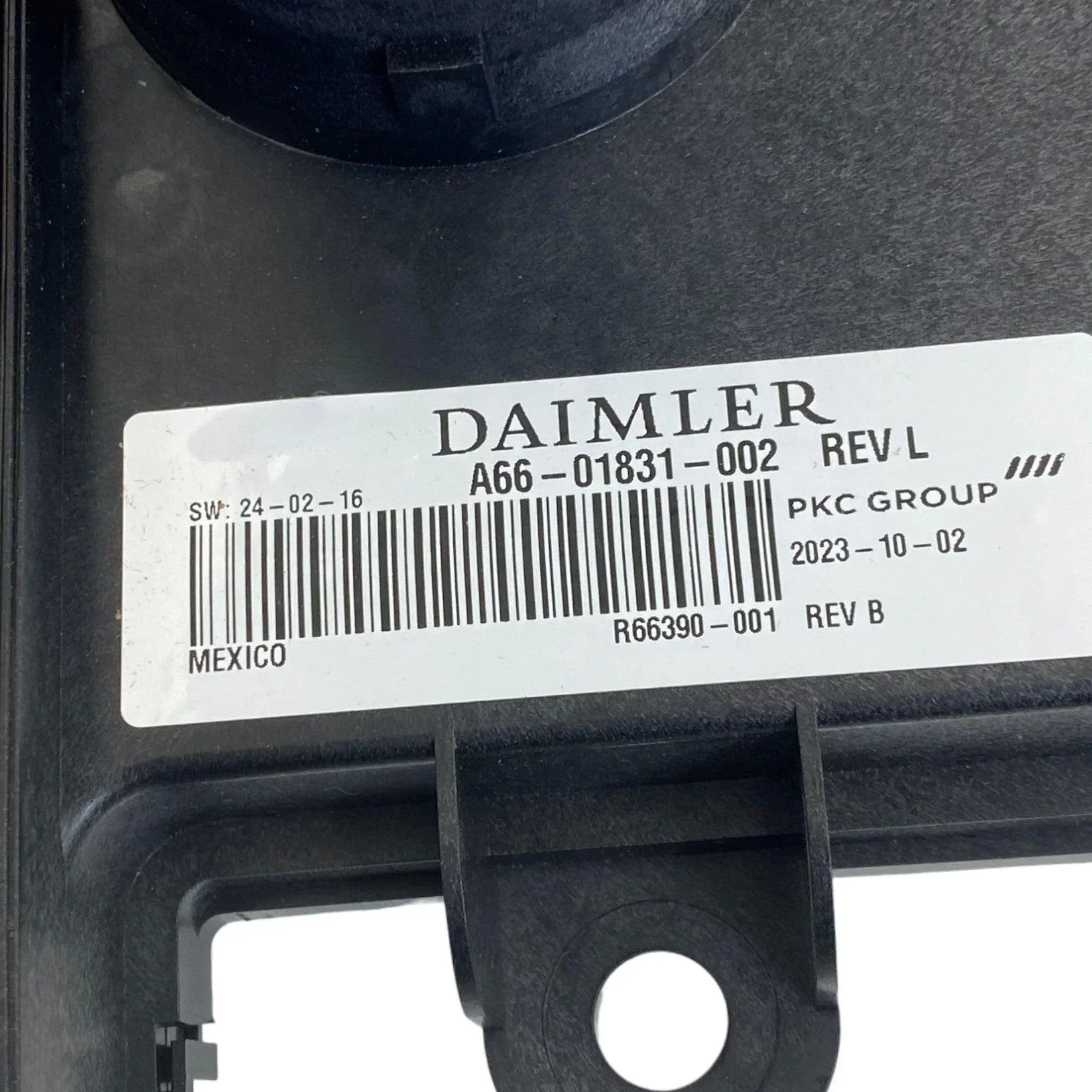 A6601831002 Genuine Freightliner Electrical Module
