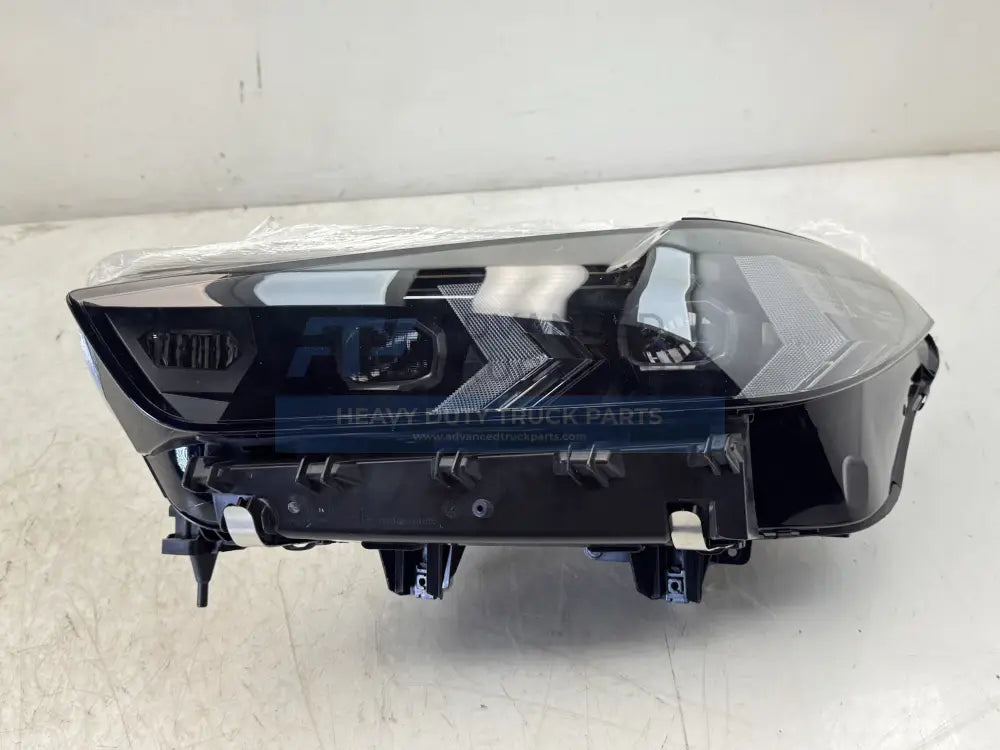 A9 5A8E123-02 BMW Driver Side Headlight
