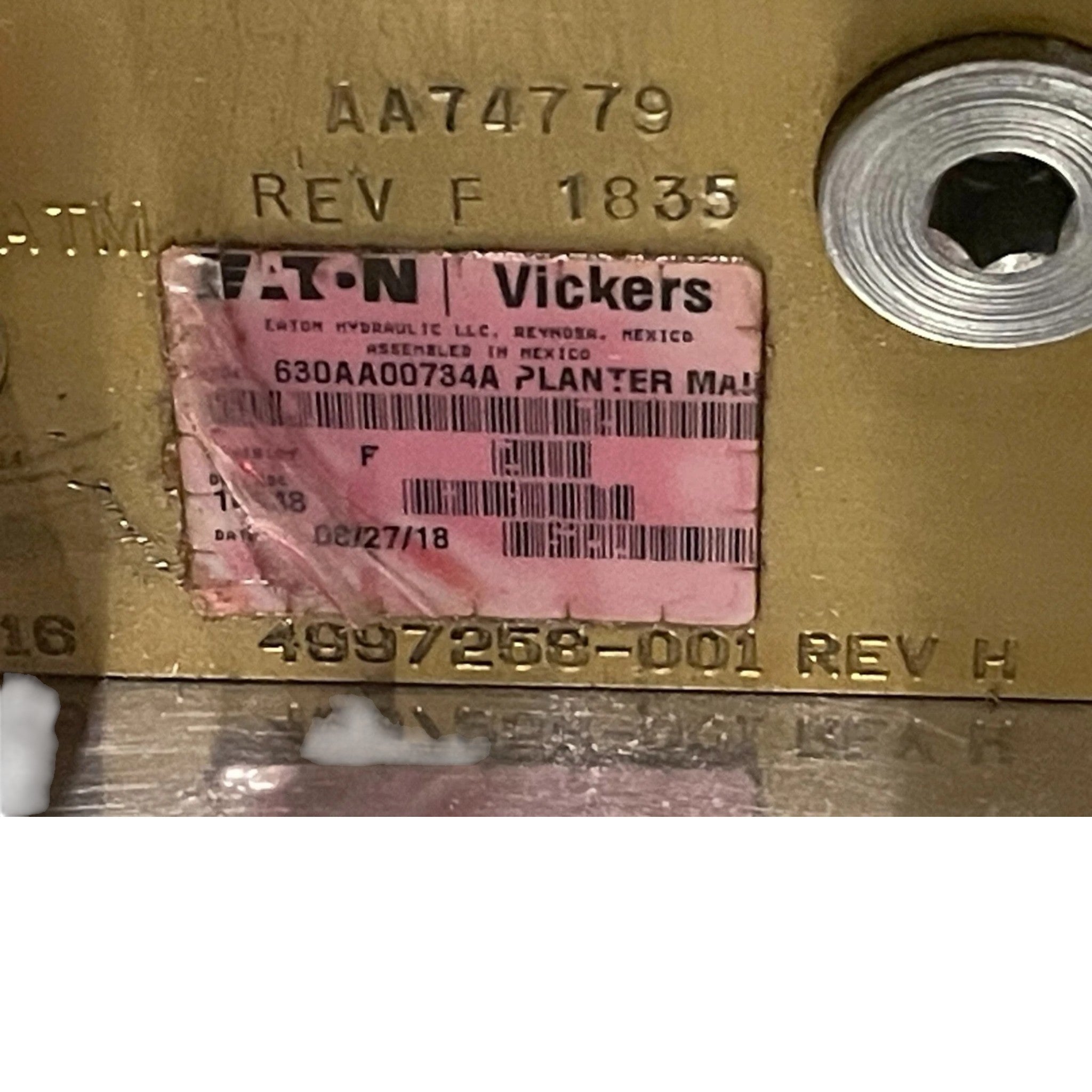 AA74779 John Deere Manifold Valve