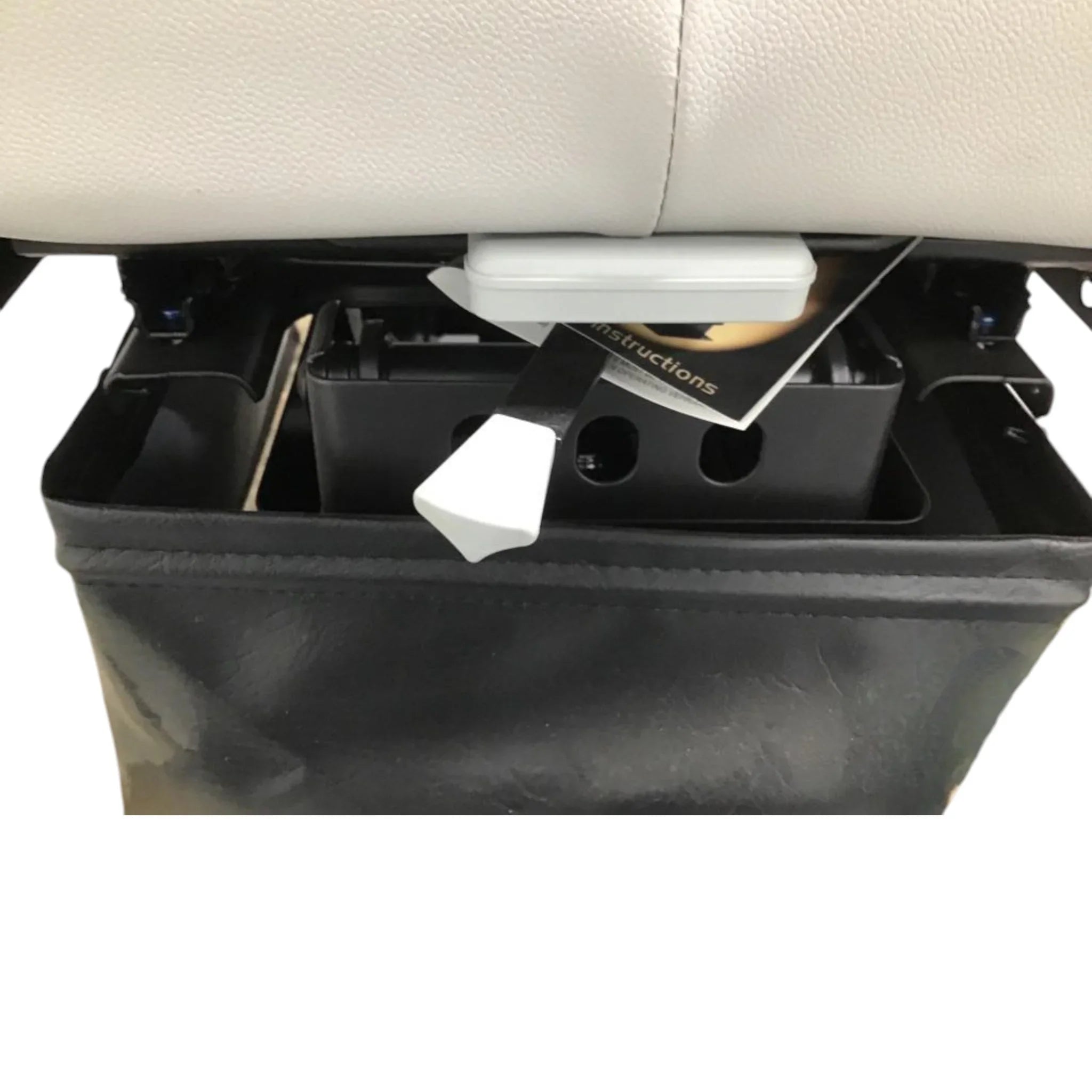 85136906 Genuine Mack Seat - Truck To Trailer