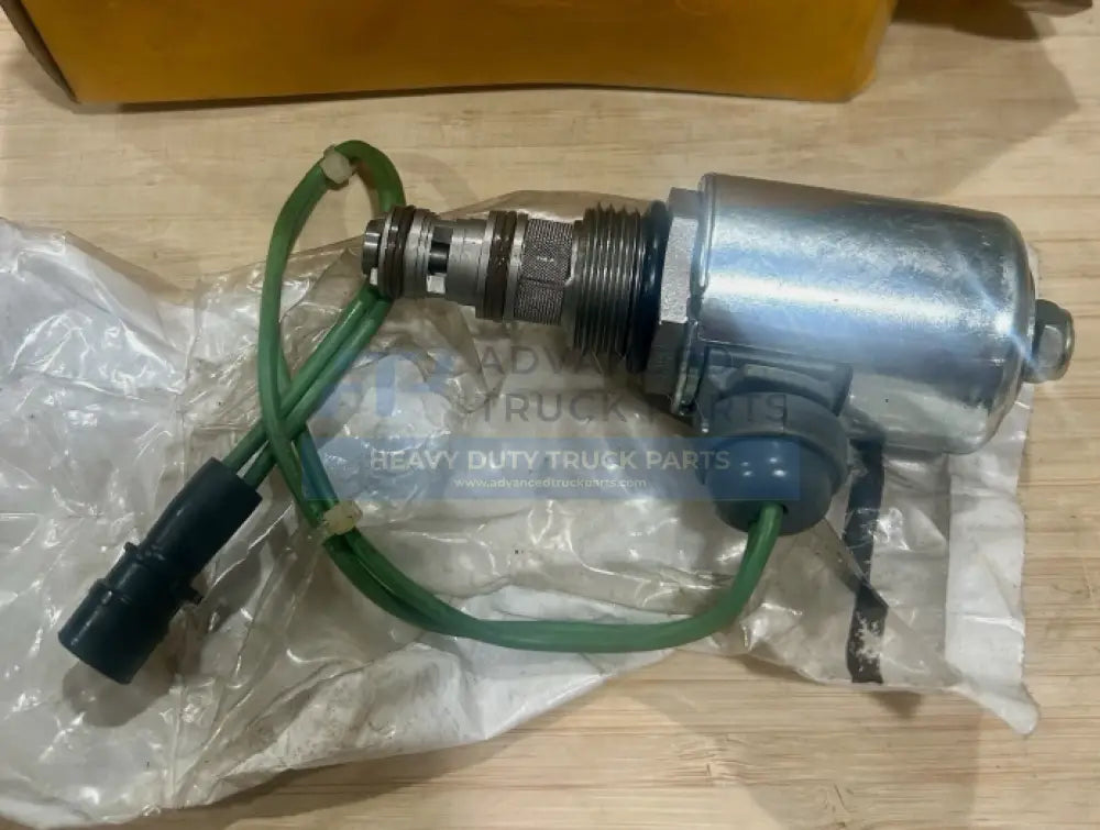 302-3809 CAT 24 Volt Solenoid Valve