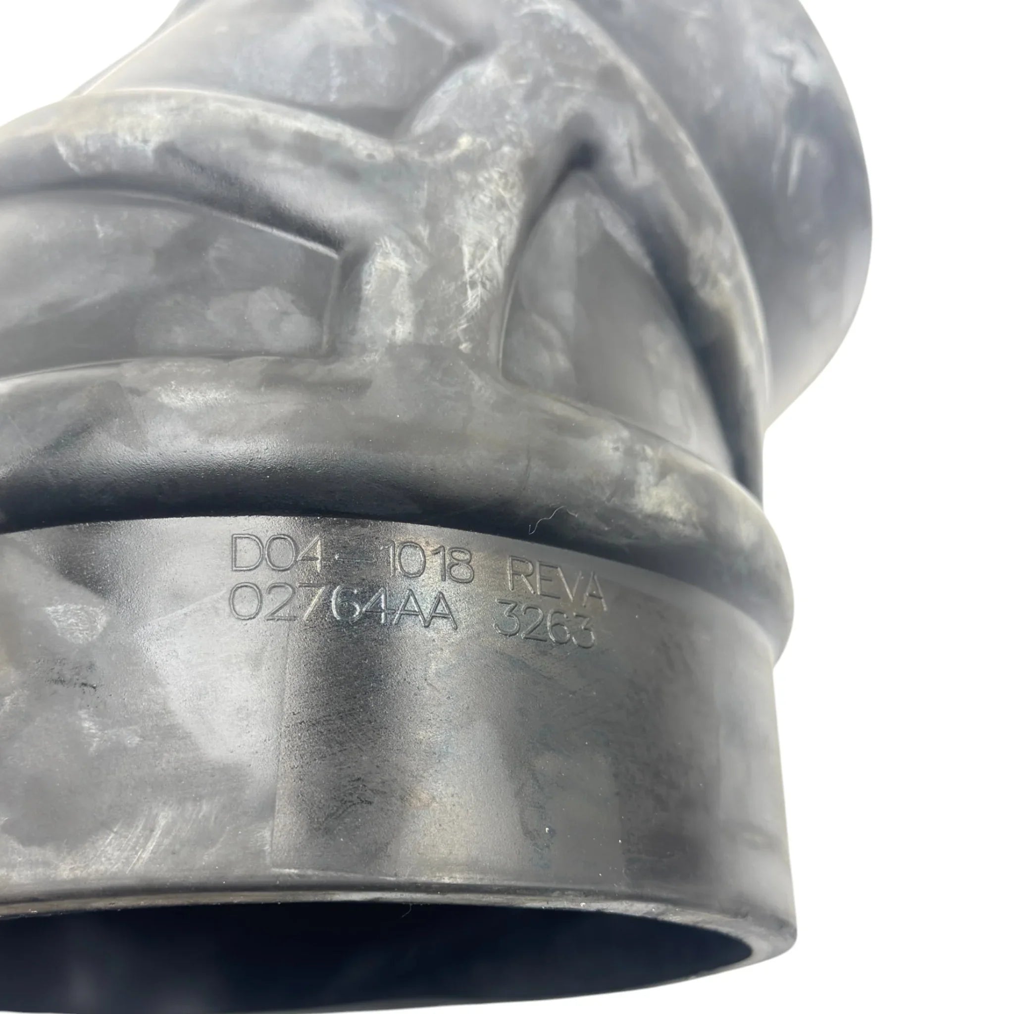 D041018 Genuine Paccar Elbow Tube 45 Degree