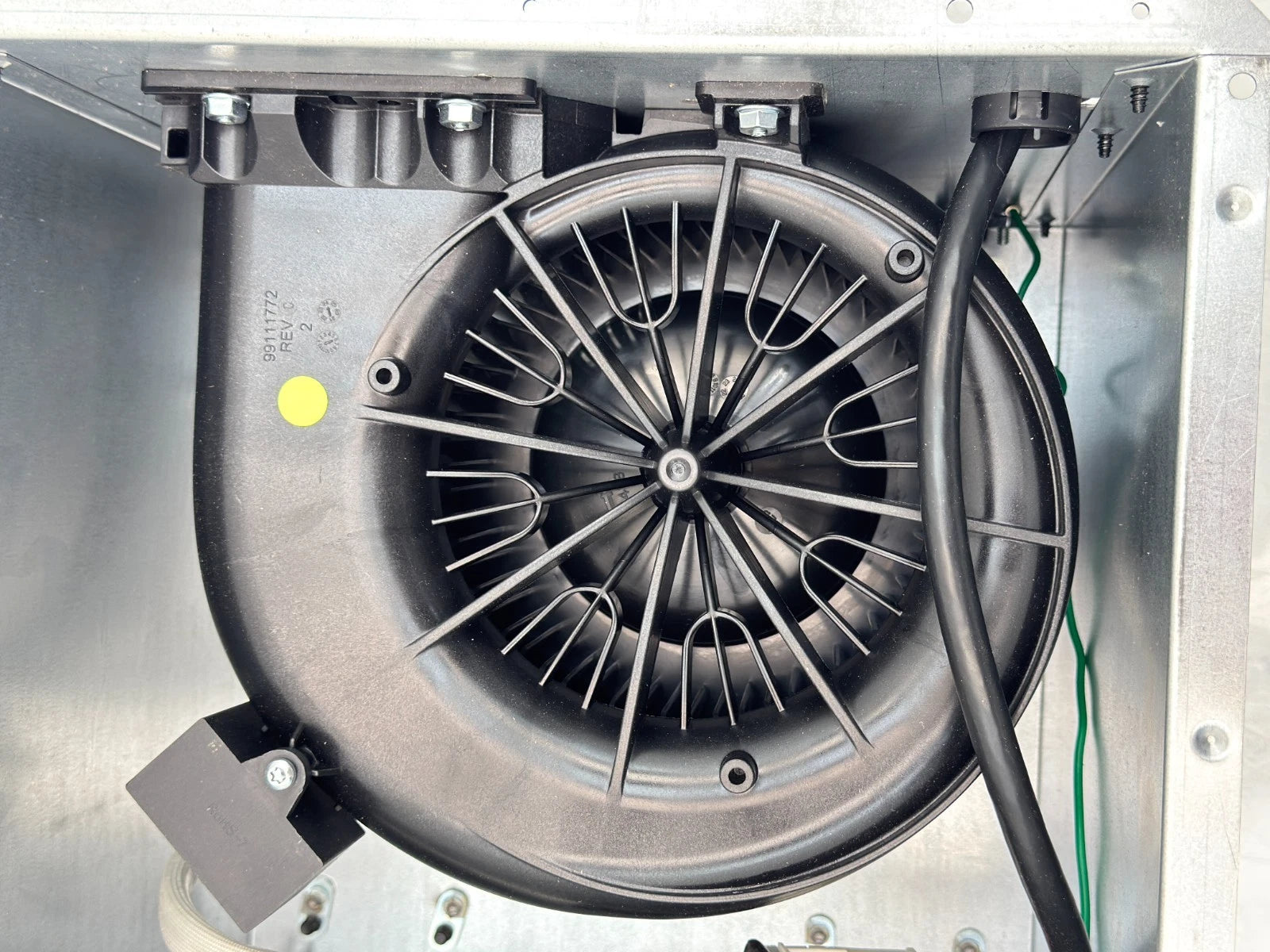 DBI-600A Zephyr Downdraft Blower Internal 120V