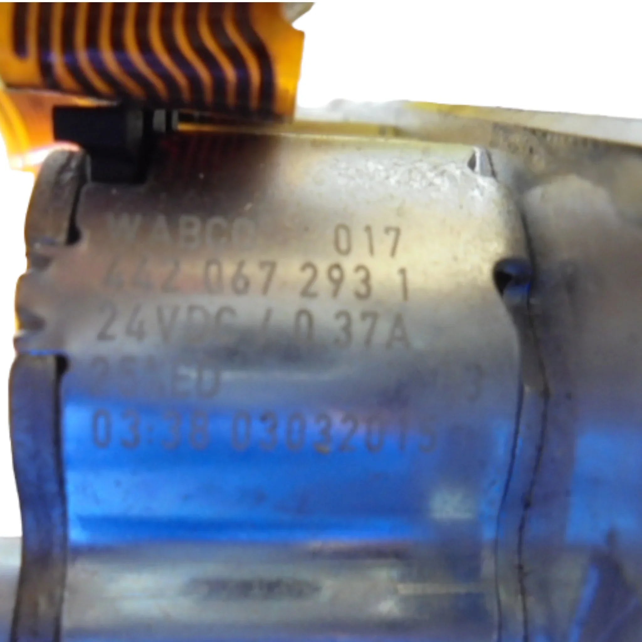 21911584 Genuine Volvo Valve Housing - Truck To Trailer