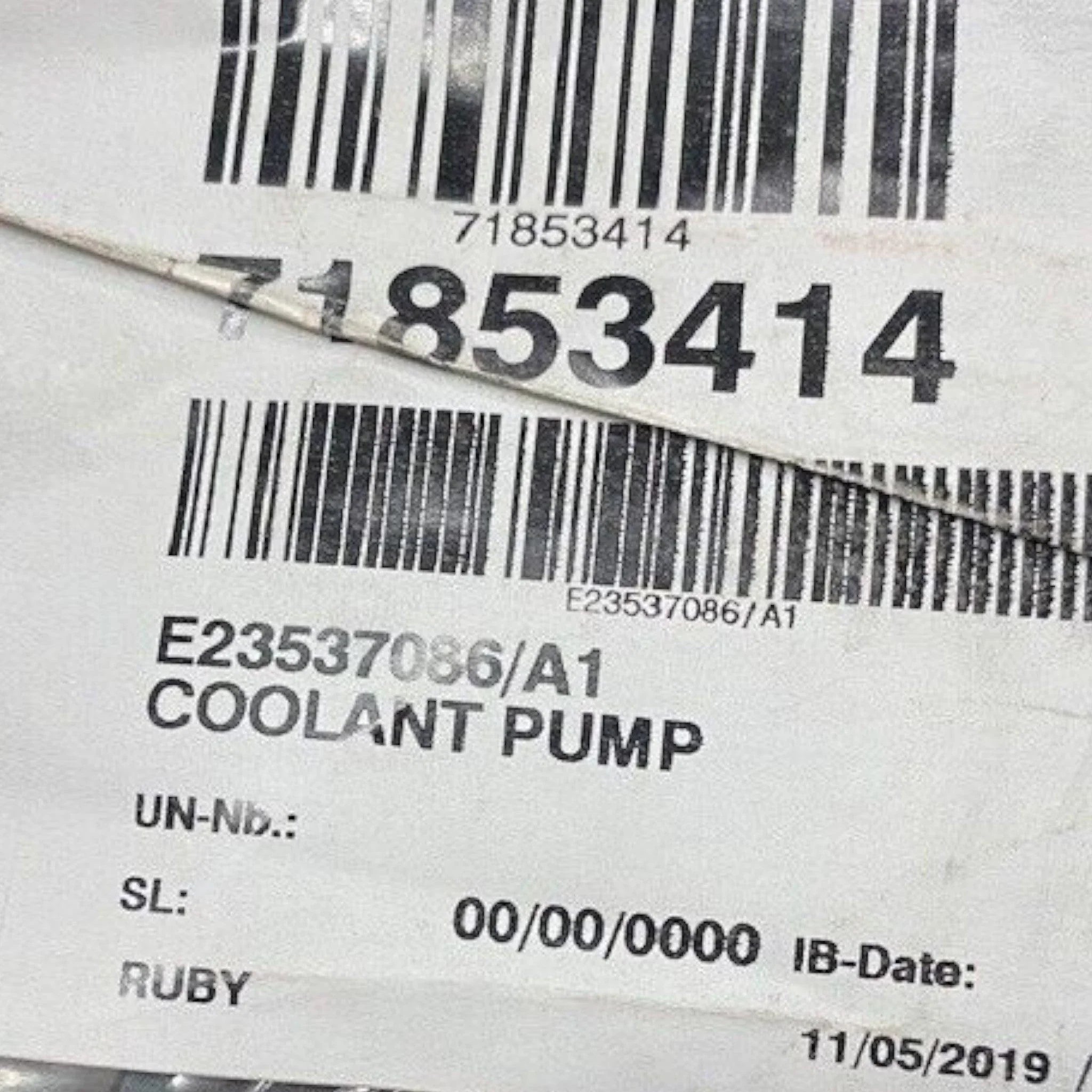 DDE E23537086 Genuine Detroit Diesel Coolant Pump
