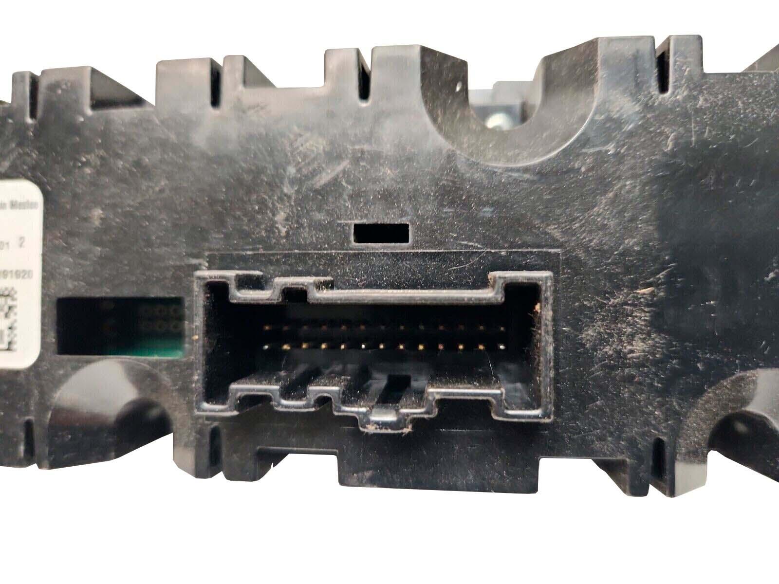 F21-1028-2391 Genuine Paccar Hvac Climate Temperature Control Module Used