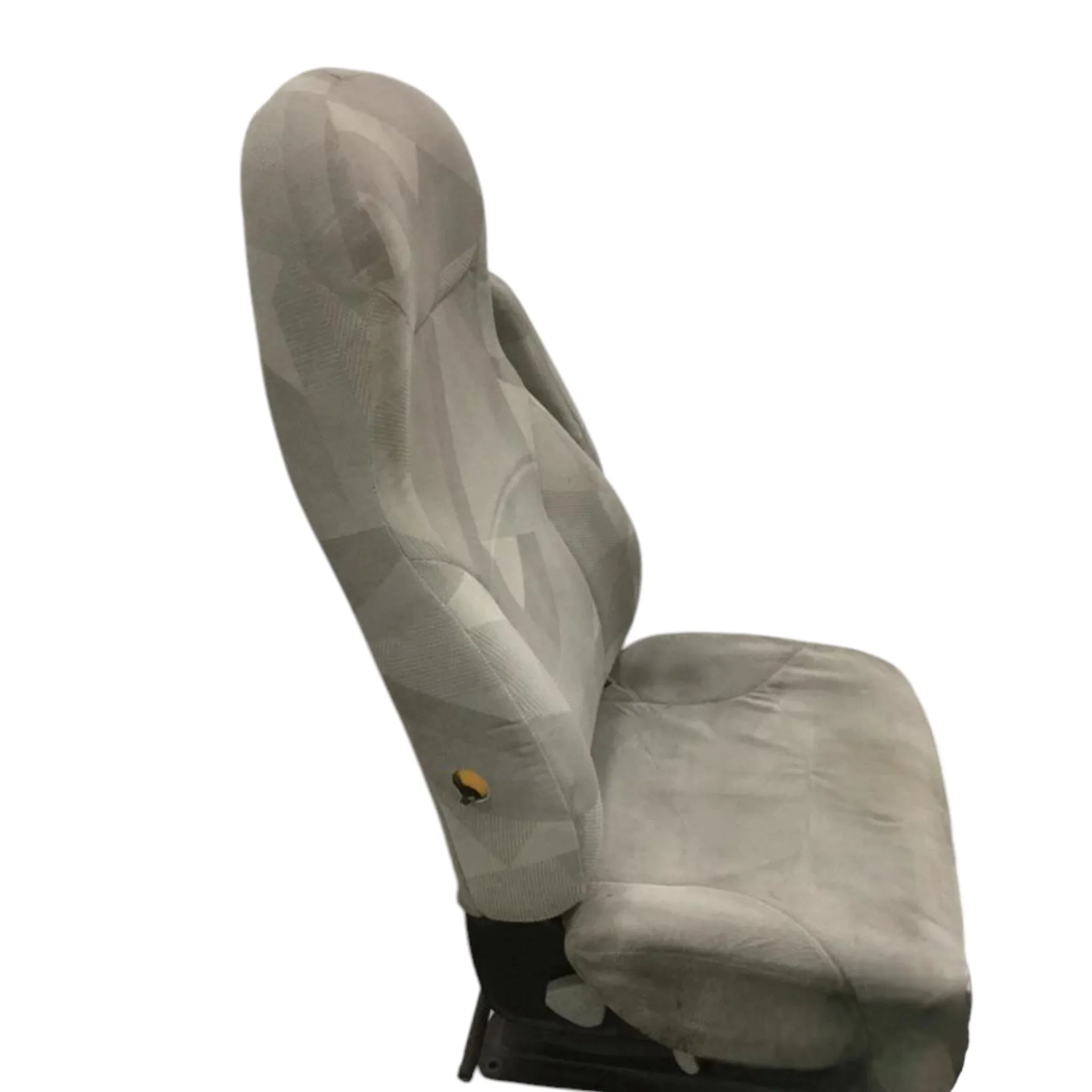 21137215 Genuine Mack Seat - Truck To Trailer