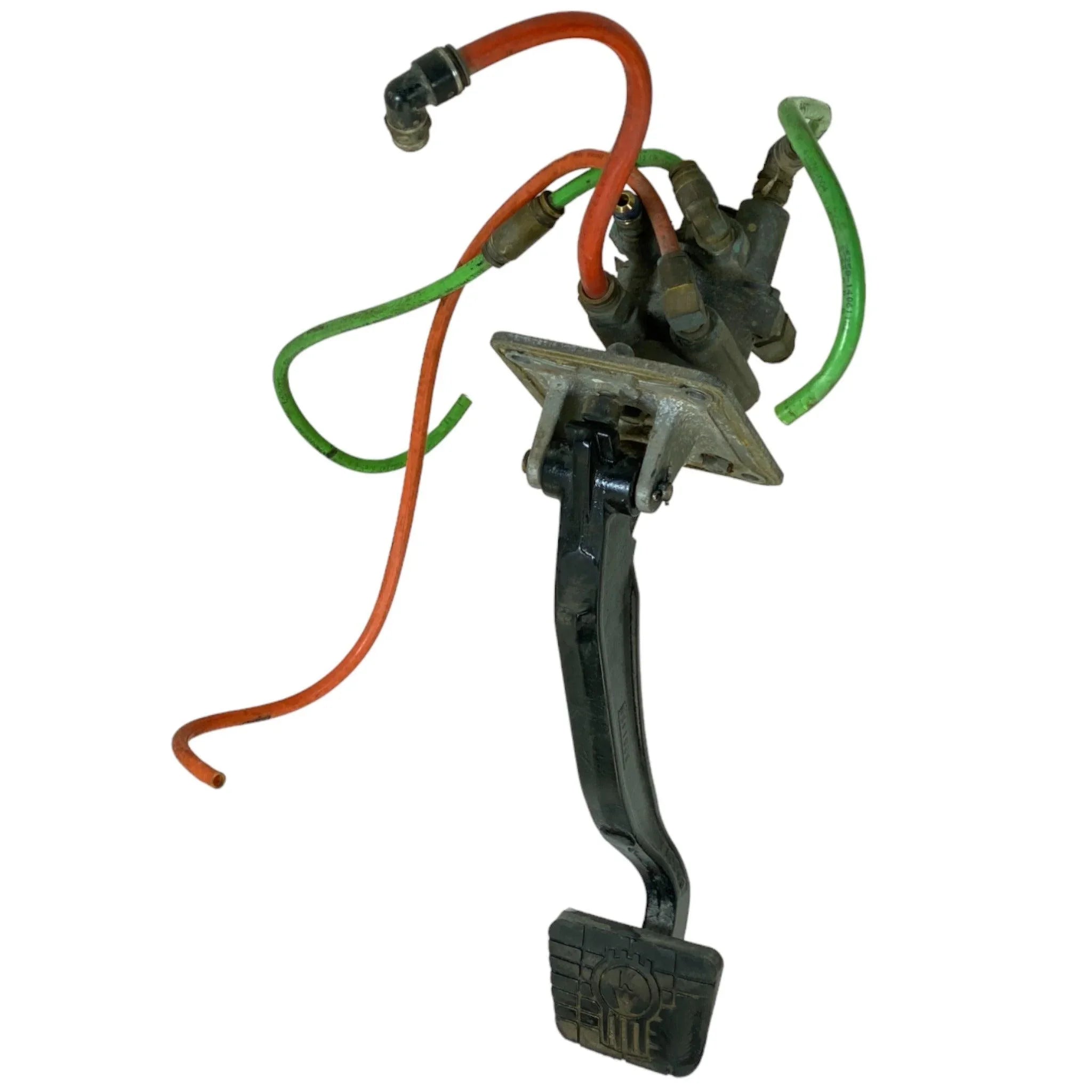 G90-6095-0009 Genuine Kenworth Brake Pedal With Valve