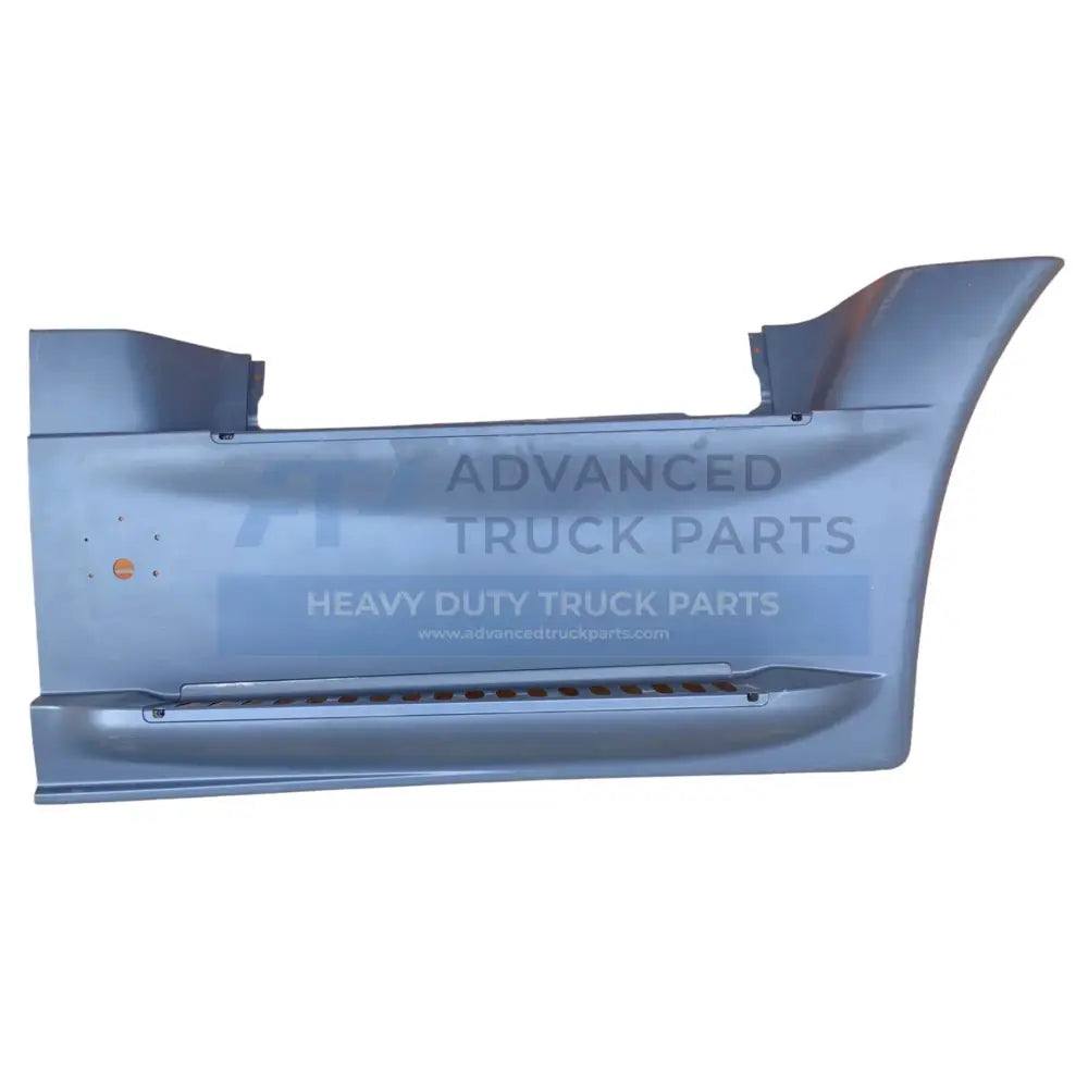 A2274423322 Genuine Freightliner Front Right Fairing Reinforcement