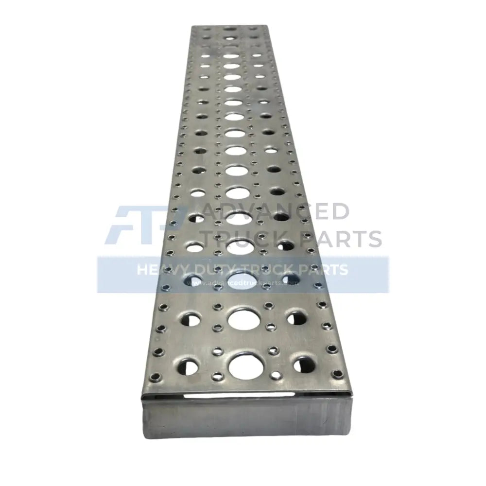 2273639090 Genuine Freightliner Fuel Tank Step