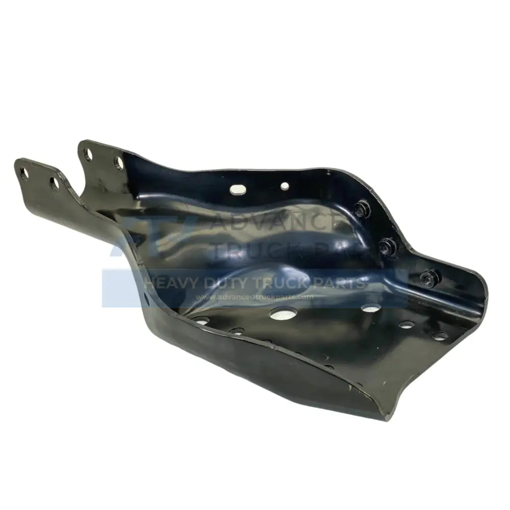 A1528667012 Genuine Freightliner Left Side Frame Crossmember Bracket