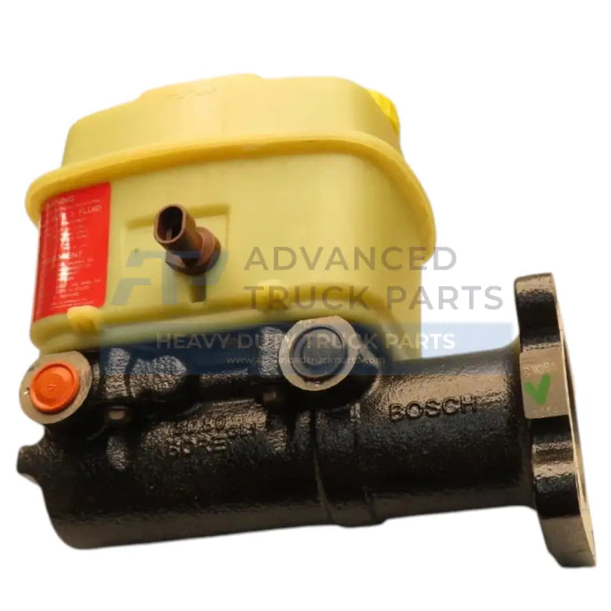 19301986 Genuine GM Brake Master Cylinder Assembly