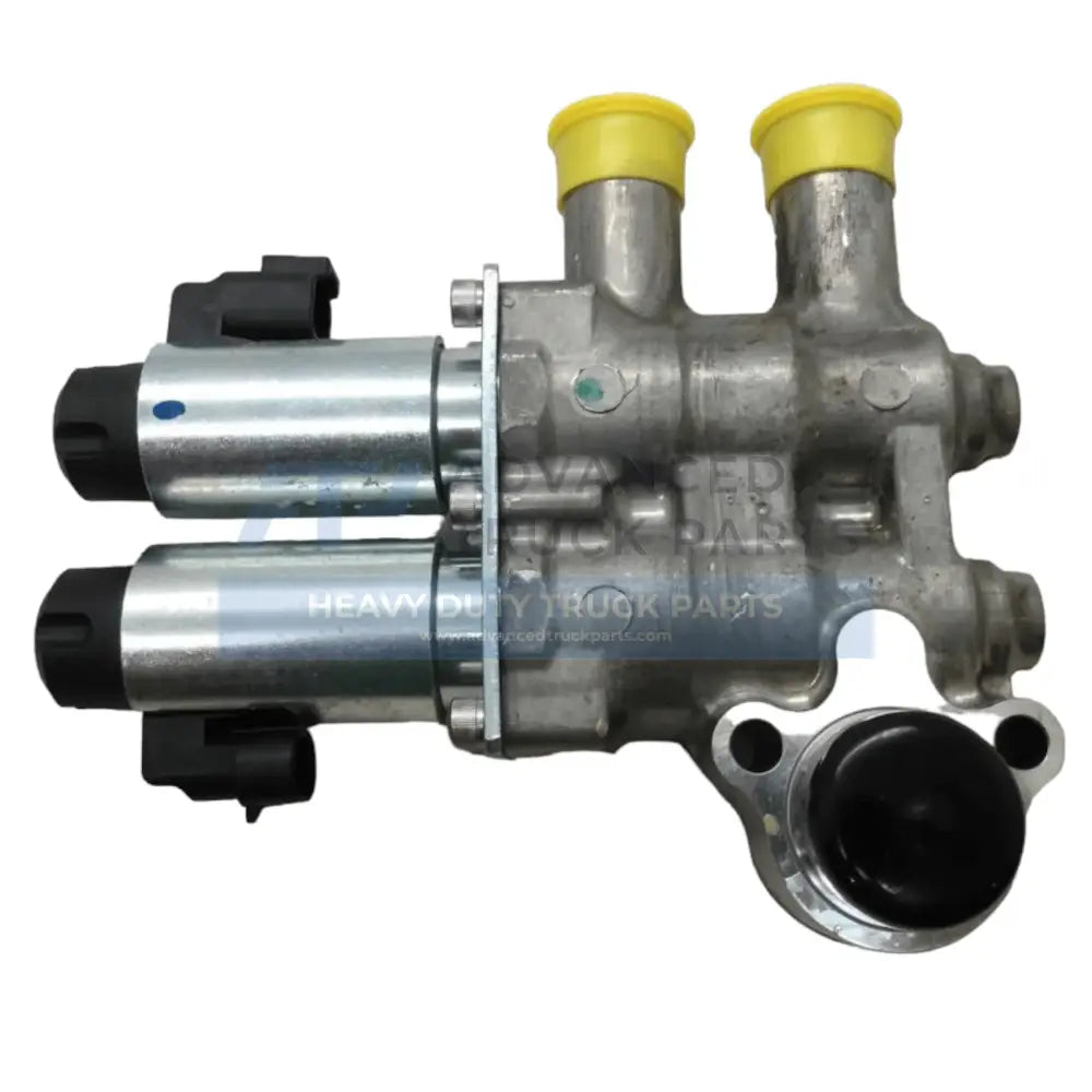 3018072C92 Genuine International Coolant Control Valve