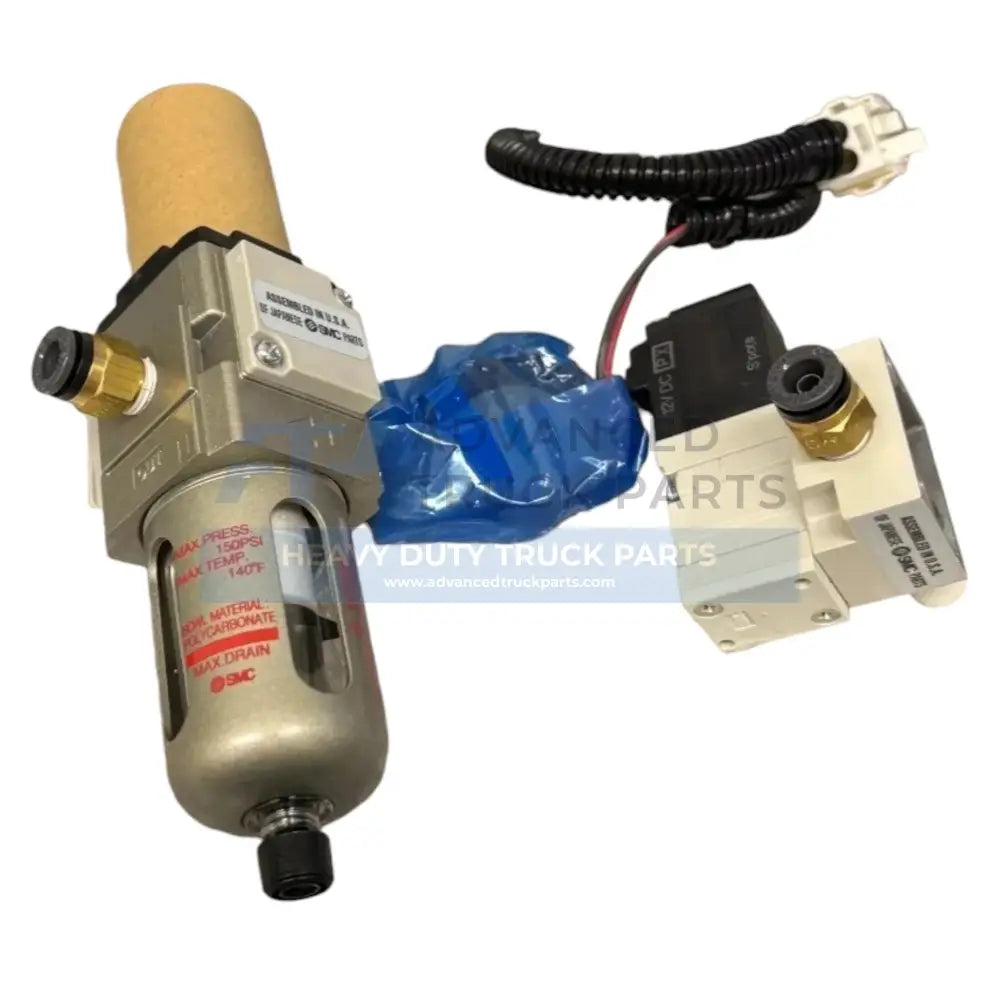 3724768C1 Genuine International Valve Kit