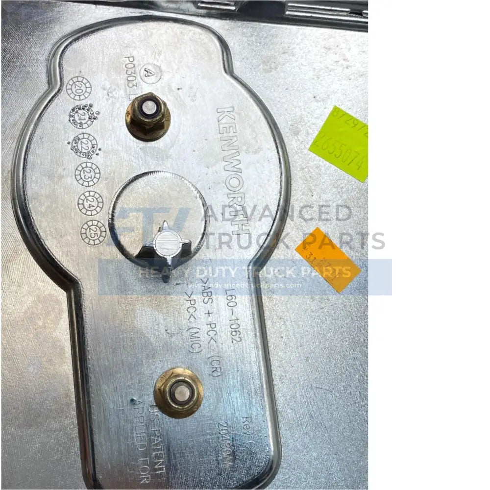 L60-1062 Genuine Kenworth Hood Left Side Vent Trim – ADVANCED