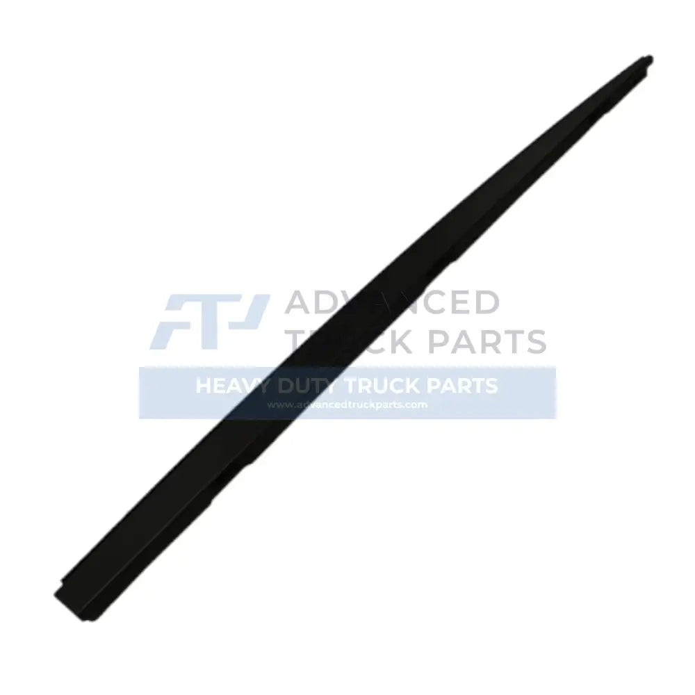 T33-1020R Genuine Kenworth Lower Extender Rh