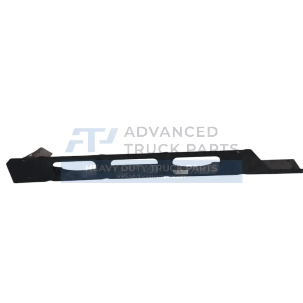 8084636 Genuine Mack Bracket - Truck To Trailer