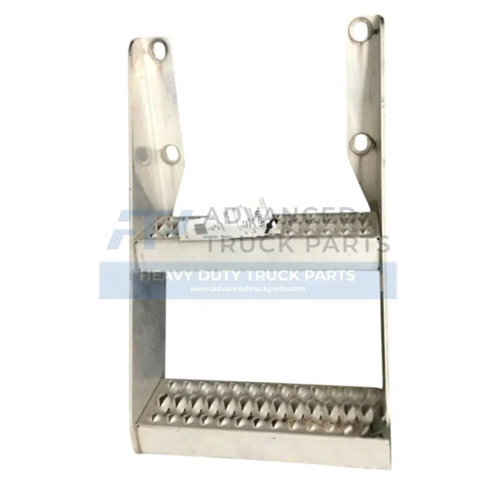 600518 Genuine Mack Chassis Steps - Truck To Trailer