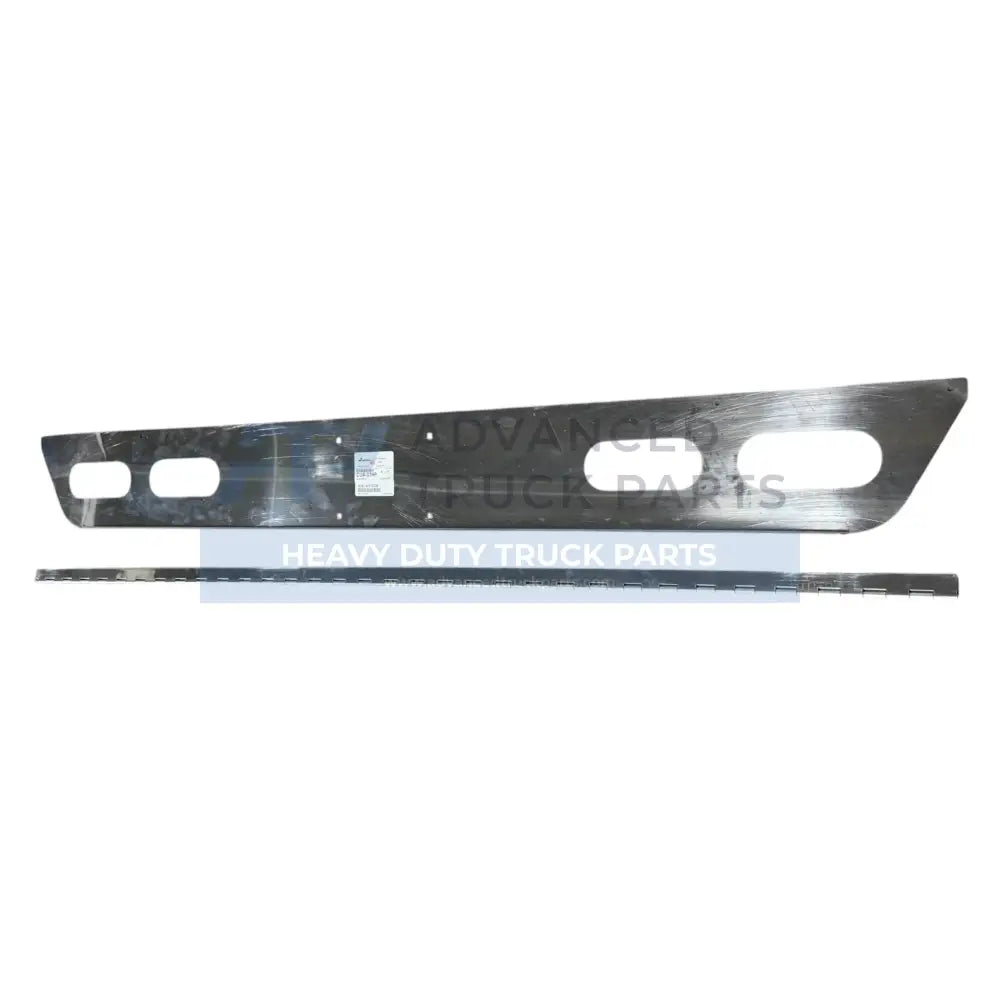 3281-MSS039 Genuine Mack Oval Light Swing Plate
