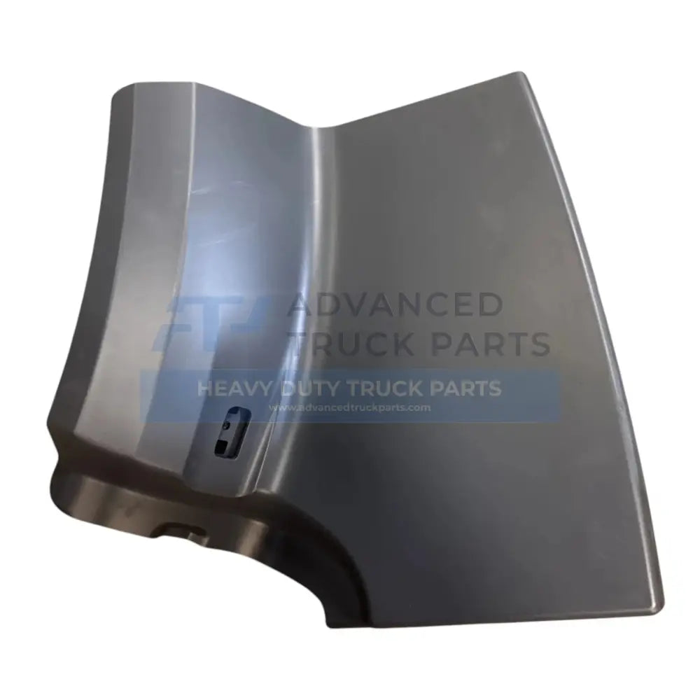 N35-6019-100R Genuine Paccar Quarter Fender