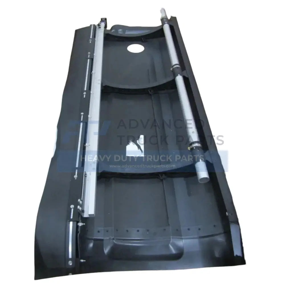 A33-6028-20101885R Genuine Peterbilt Right Side Tank Fairing