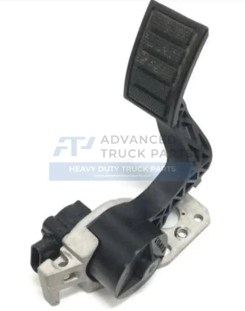 82734053 Genuine Volvo Accelerator Pedal