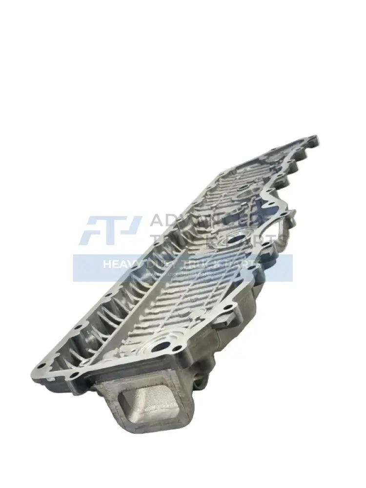 Genuine Volvo Cover With Oil Cooler - Valve Covers