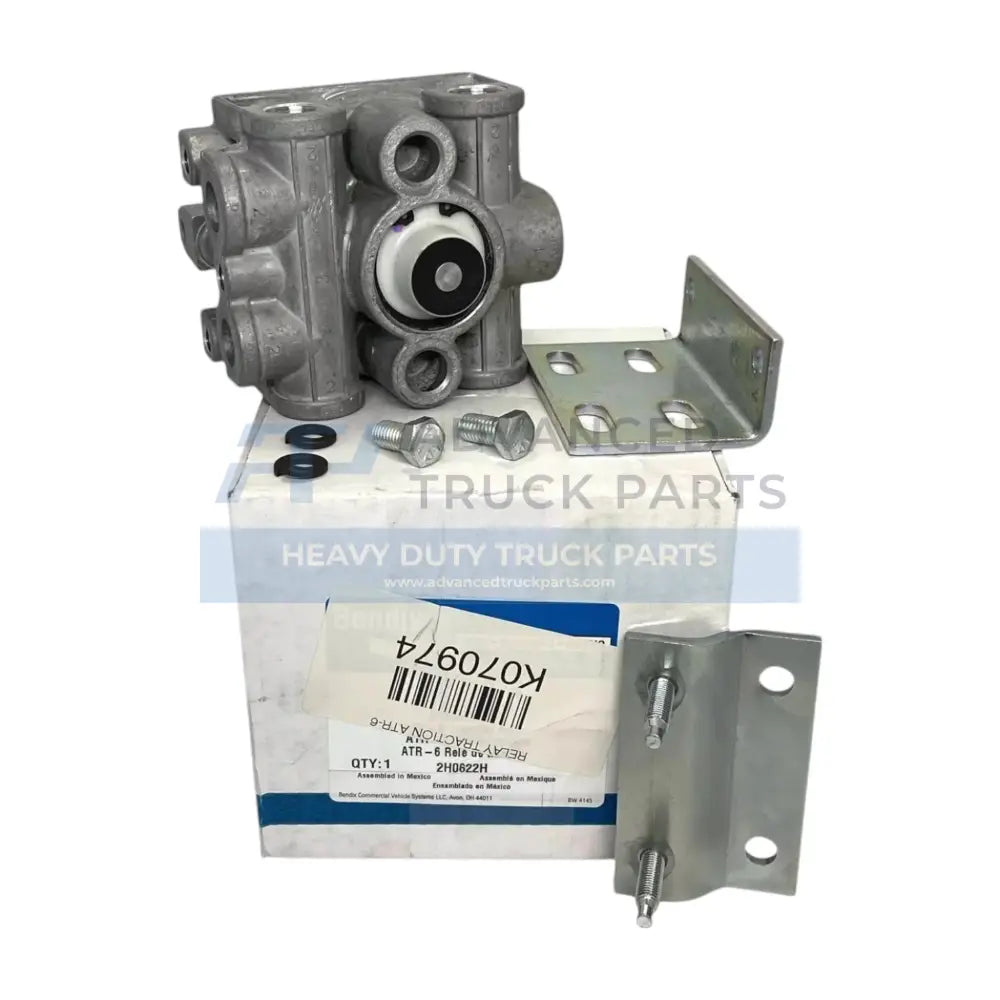 745-K070974 Genuine Volvo Valve - Truck To Trailer