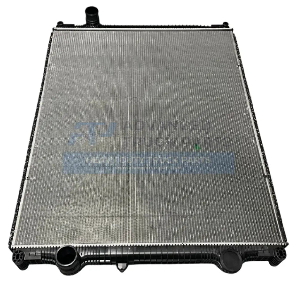 HDC011286PA Genuine Paccar Radiator