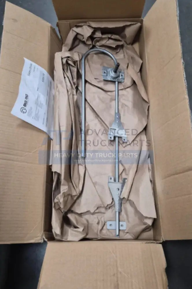 HLK2555 Genuine Paccar Manual Window Regulator Left