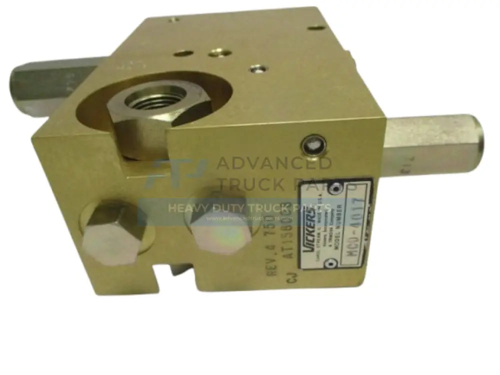 Hydraulic Brake Valve for John John Deere Hitachi LX100-2 LX120-2 Vickers