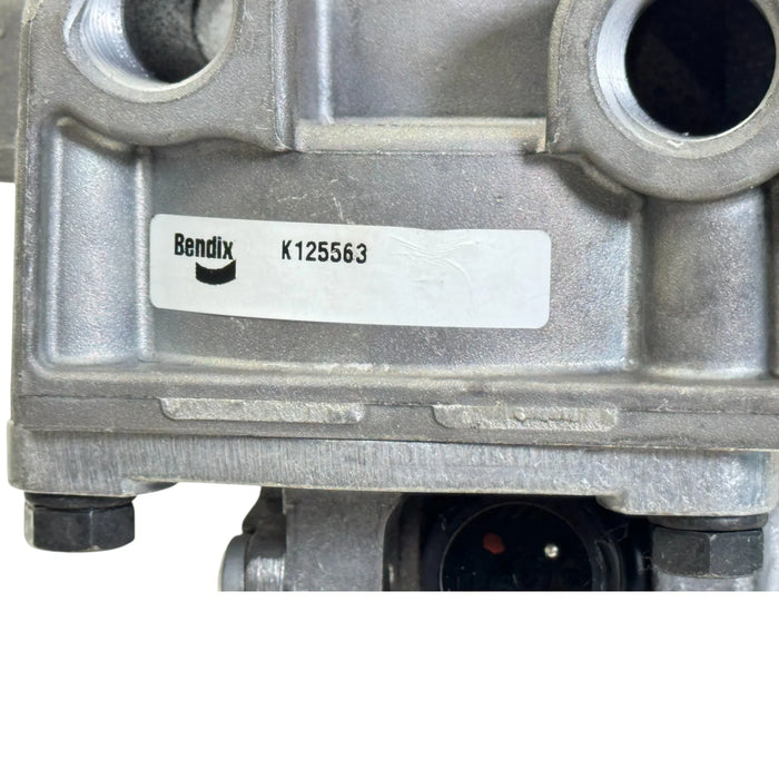 BXK125792 Genuine Bendix Traction Relay Valve