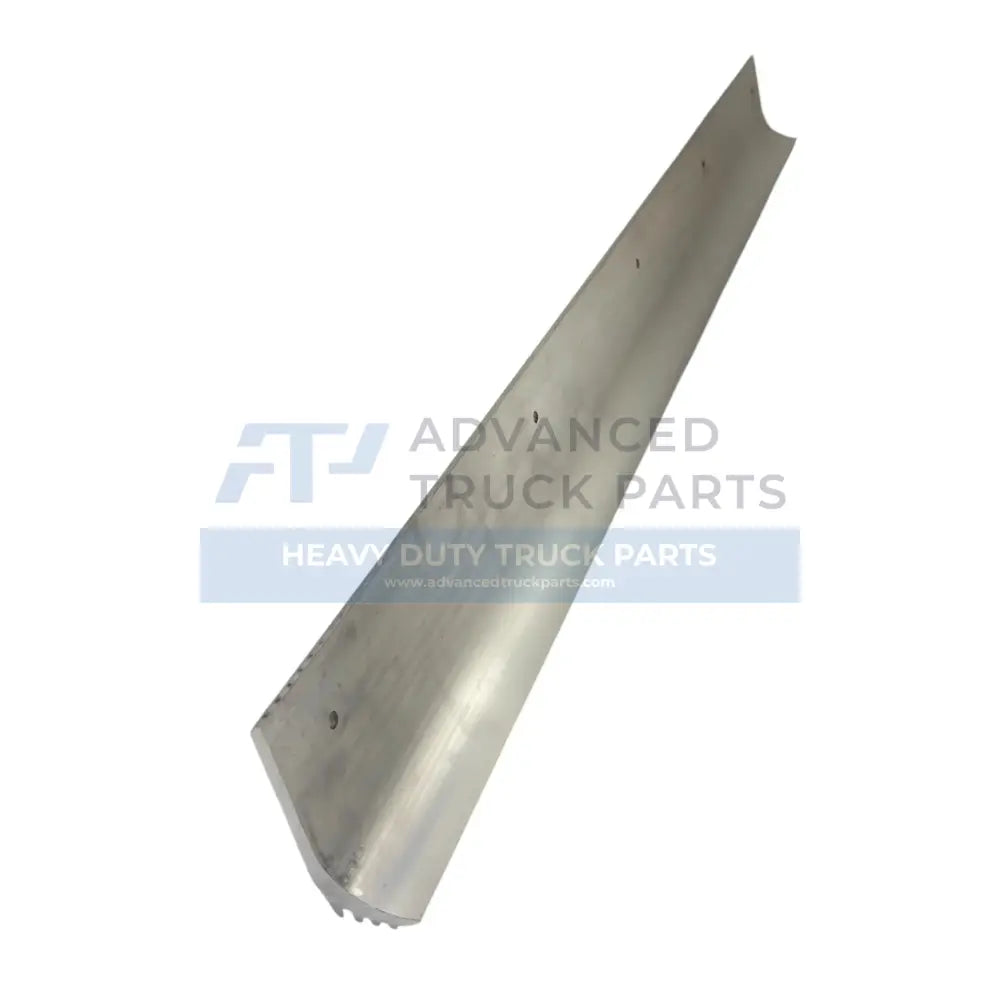 M826052 Genuine Paccar Step DPF/SCR Grip Edge