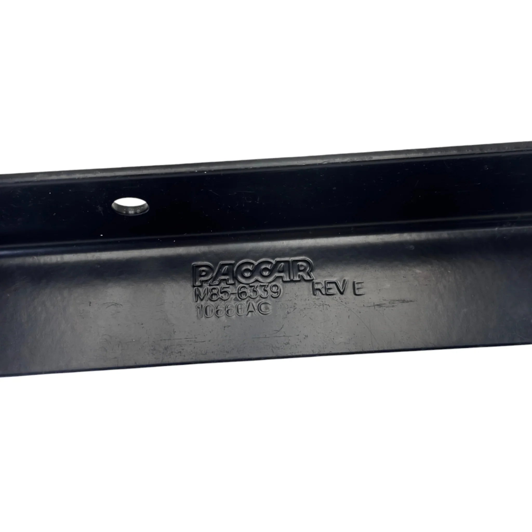 M856339 Genuine Paccar A/T RHUC Brace
