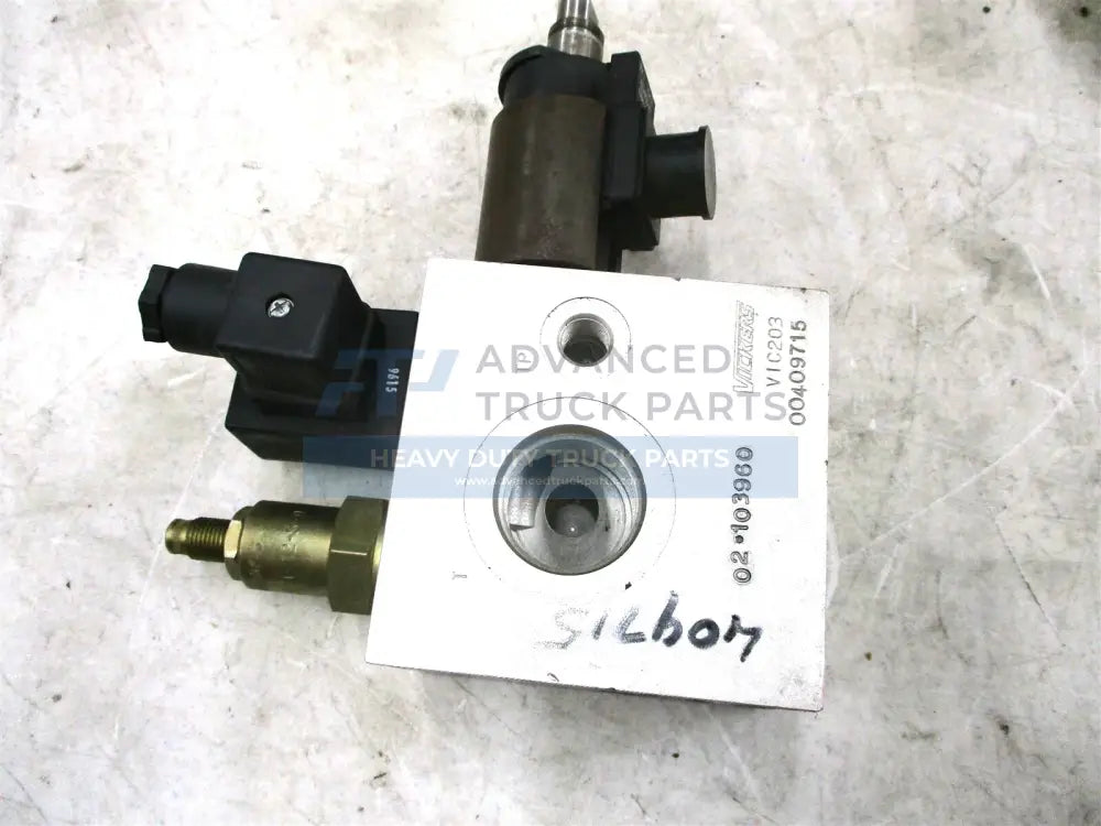New Fits Case 7000 7700 Hydrostatic Pump Solenoid Valve for Austoft