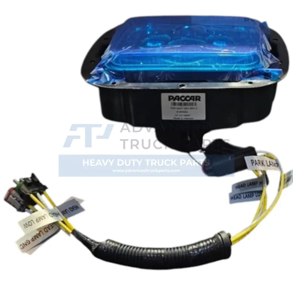 P546247433 Genuine Paccar Headlamp Assembly