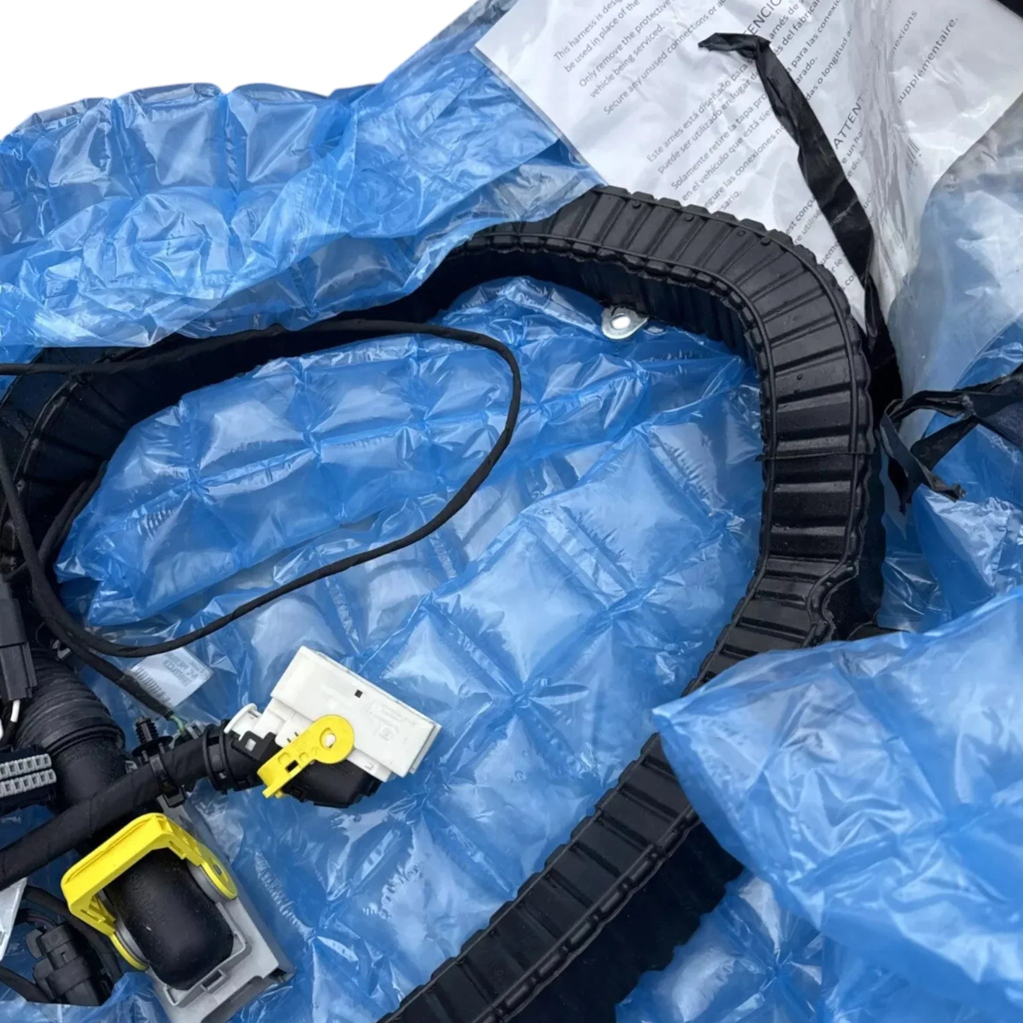 P92-5593-833351 Genuine Paccar Harness