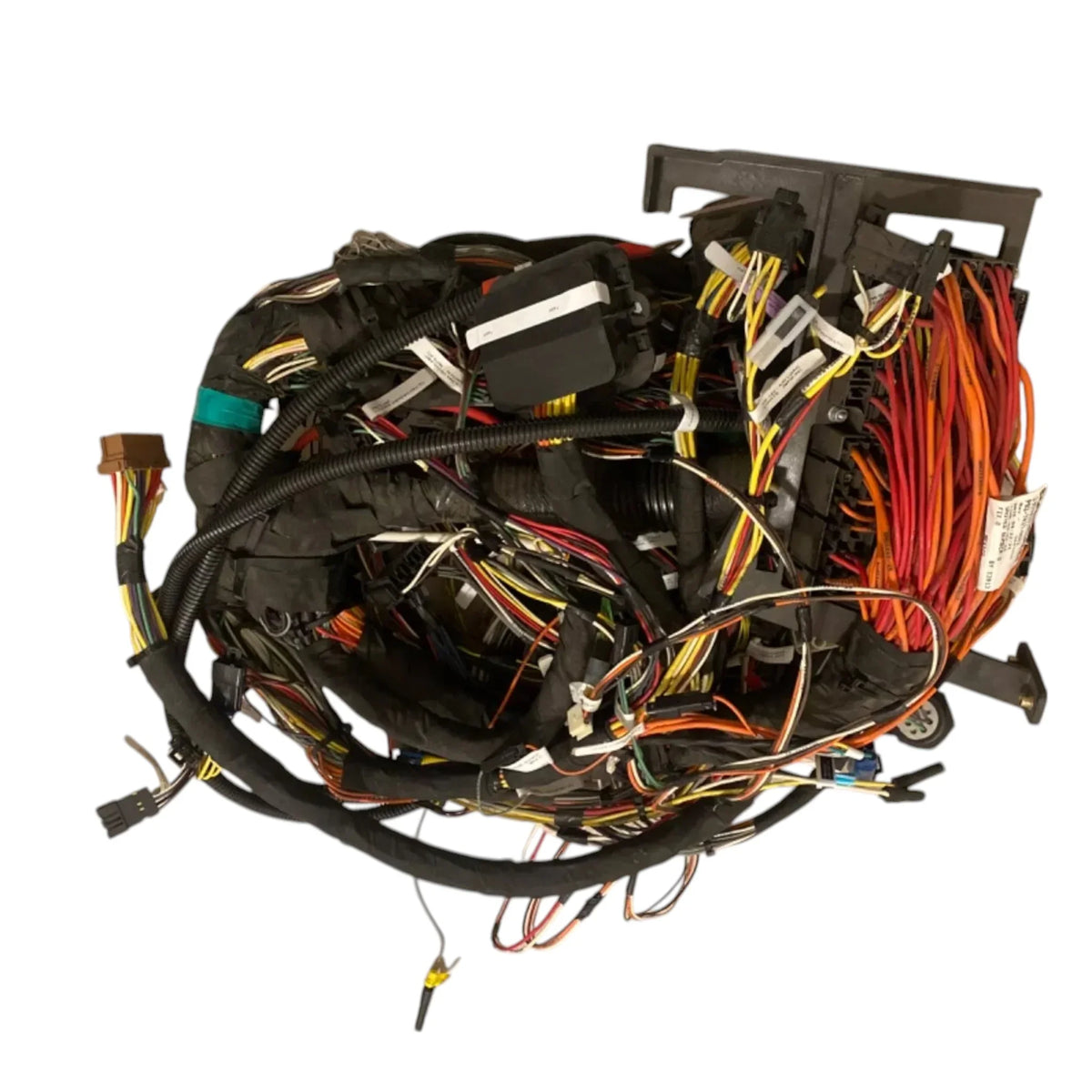 P92-7437-0002 Paccar Main Low Content No Lvd