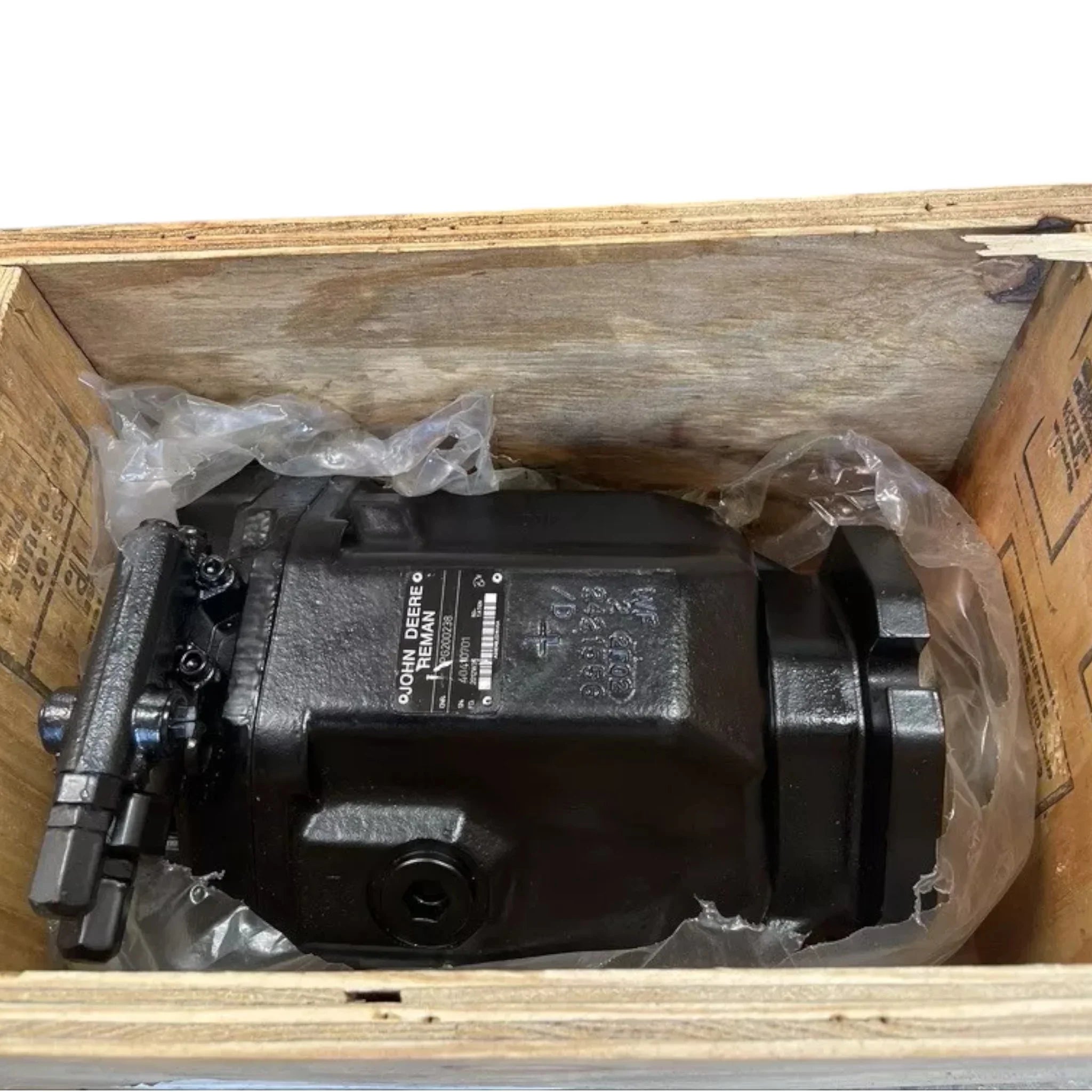 PG200238 John Deere Reman Hydraulic Pump