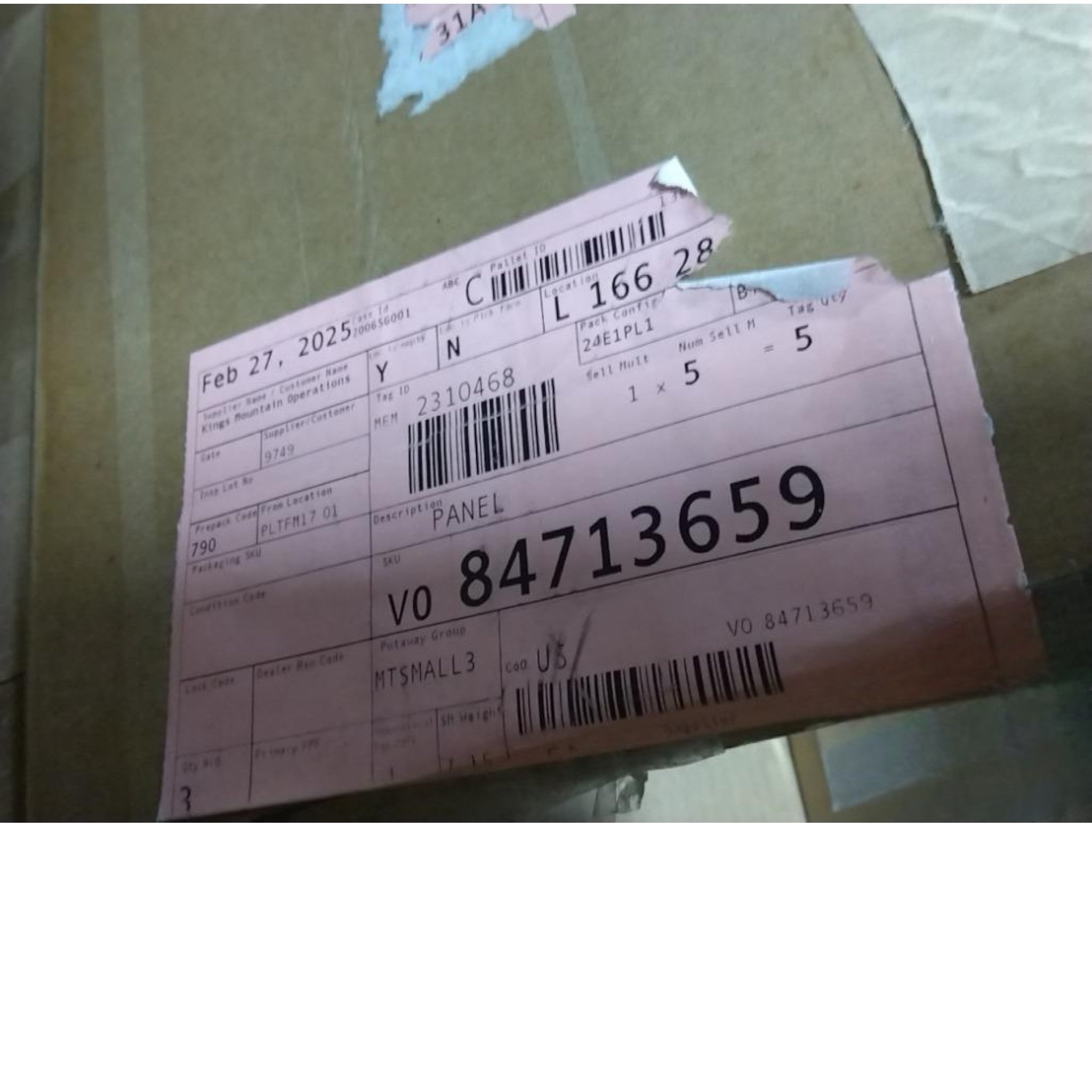 84713659 Genuine Mack Panel