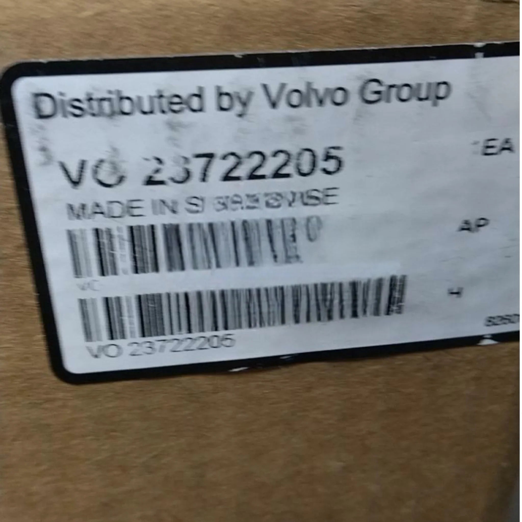 23722205 Genuine Volvo Oil Filter Housing - Truck To Trailer