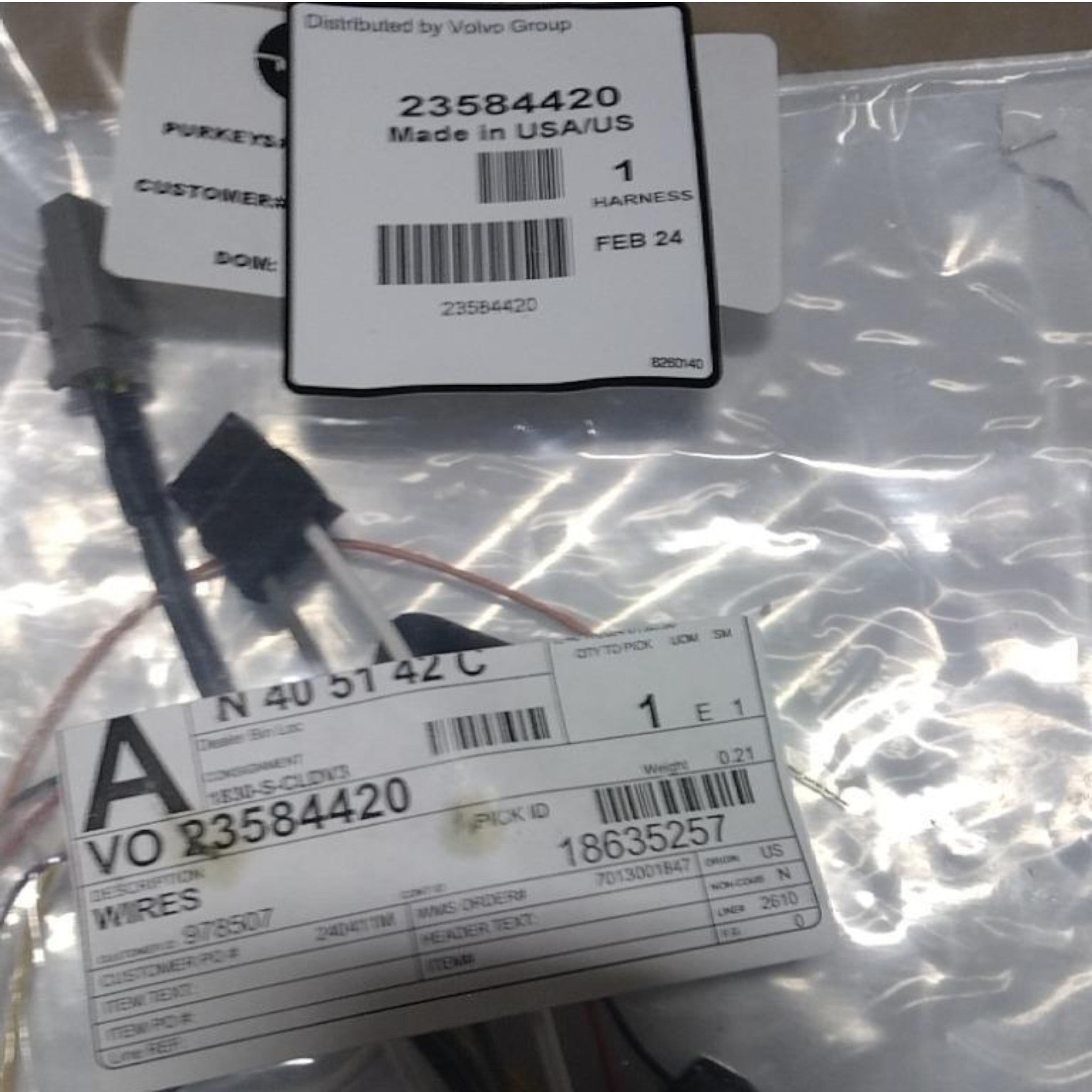 23584420 Genuine Mack Wires